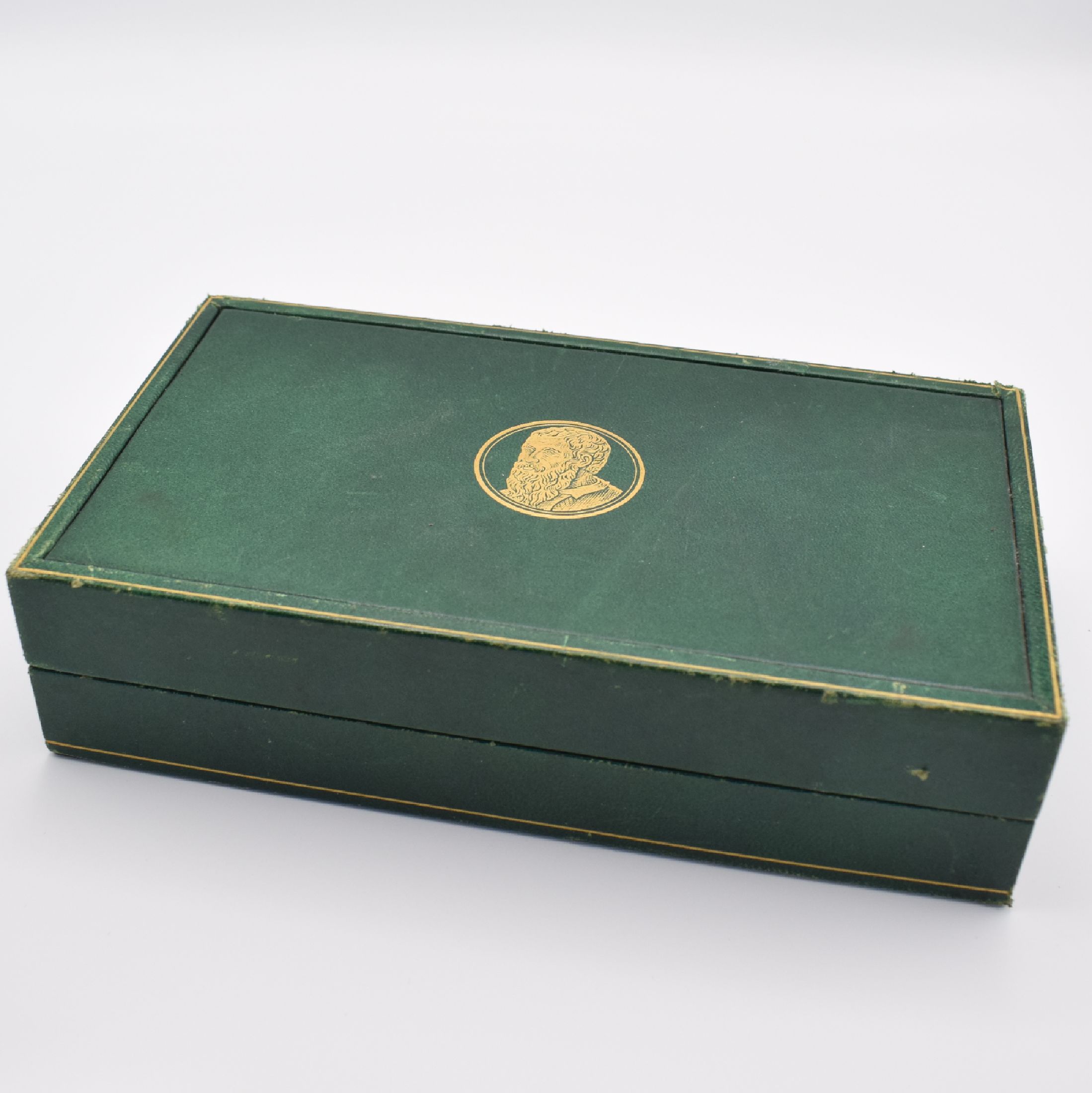 Detail b: Konvolut Uhrenboxen & Zubehör, um 1950-2010, -im Einzelnen: Omega Servicebox, Breguet Servicebox, Ebel Box, Jaeger Reisewecker-Box, Tissot Box, ...