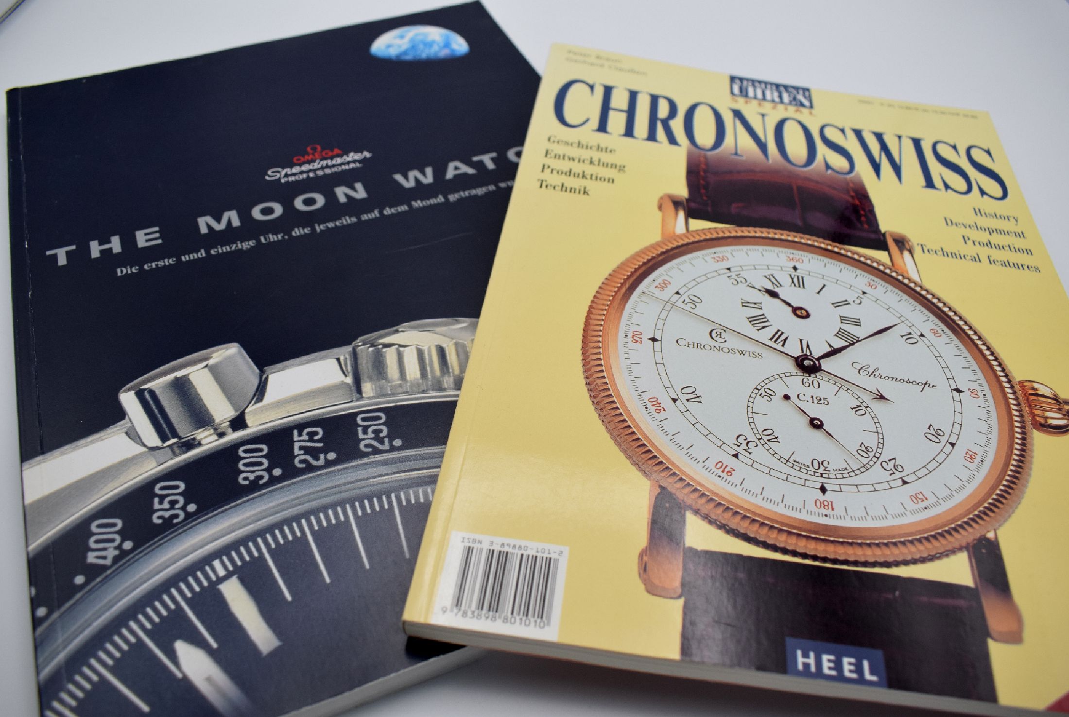 Detail d: Konvolut 6 Uhren-Bücher, um 1985-2000, im Einzelnen: Armbanduhren Spezial- CHRONOSWISS, Omega-The Moon Watch, ROLEX-2421 Uhren, ROLEX-Augenweide ...