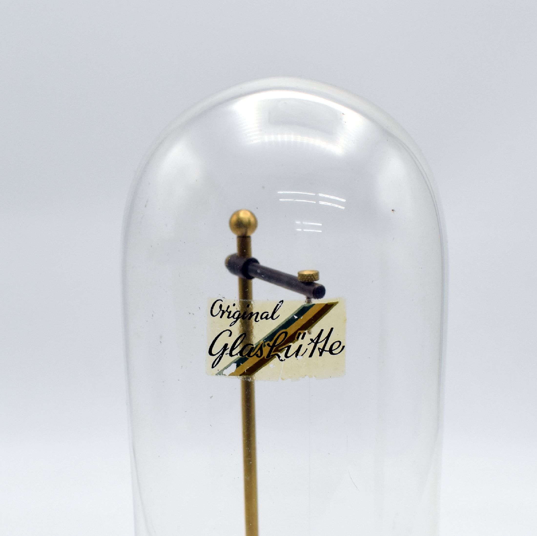 Detail a: ORIGINAL GLASHÜTTE astatisches Nadelpaar, Deutschland um 1960, Gerät zum erkennen der Pole bei einem zu entmagnetisierenden Gegenstand, auf ...