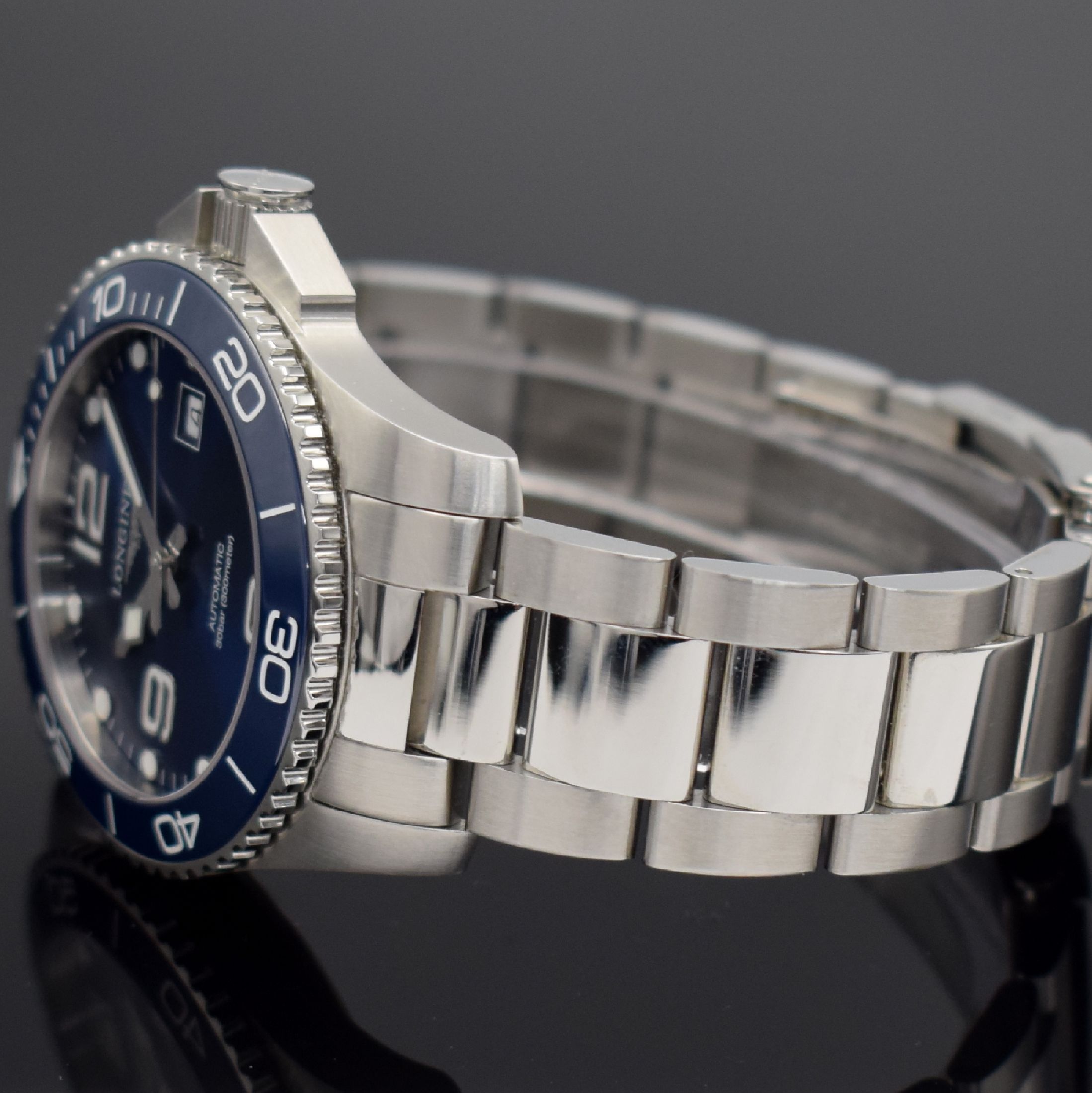 Detail b: LONGINES Hydro Conquest sehr gut erhaltene Herrenarmbanduhr Referenz L3.782.4, Schweiz um 2018, Automatik, verschr. Edelstahlgeh. m. eins. drehb. ...