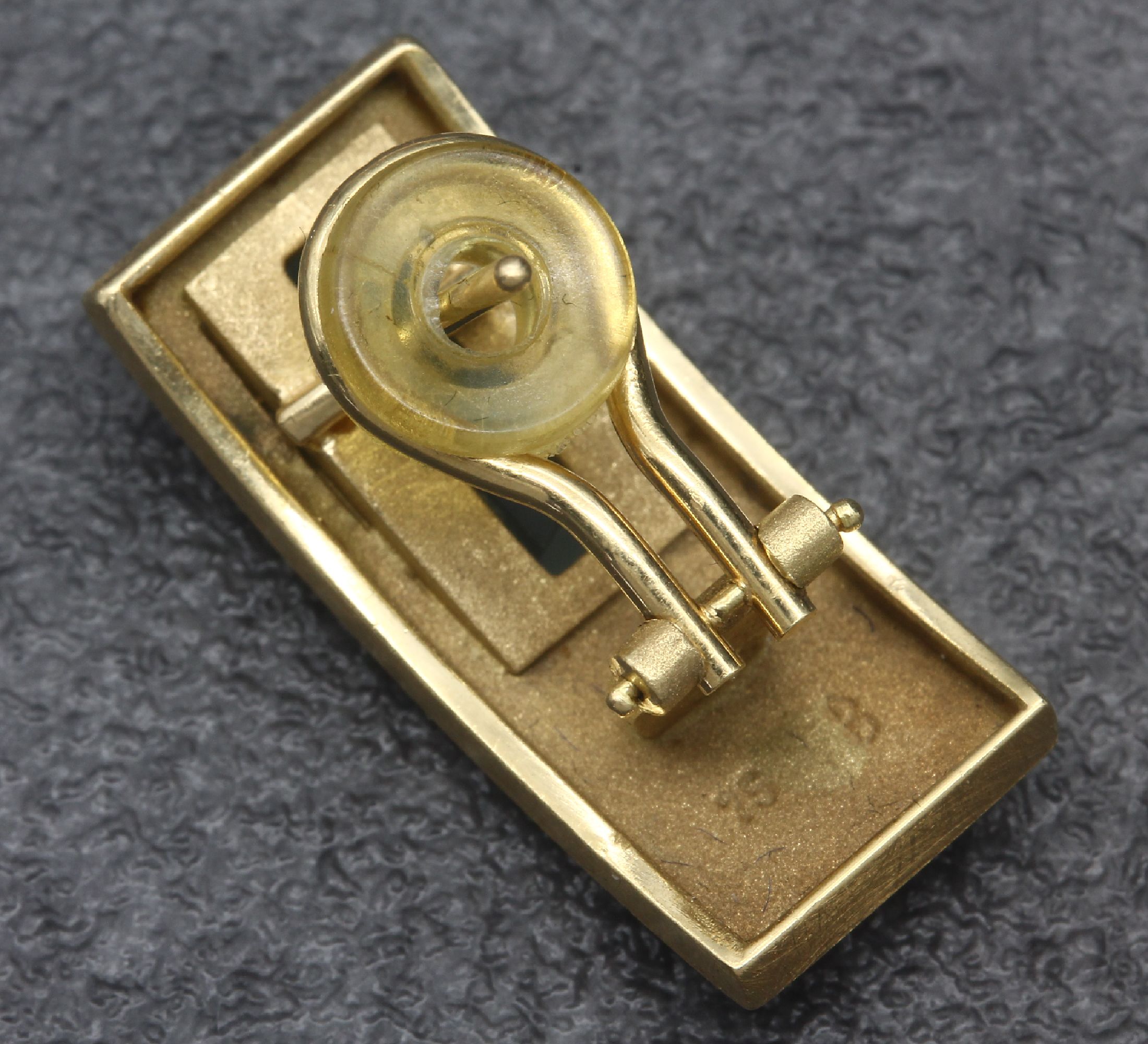 Detail b: Paar 18 kt Gold Aquamarin-Ohrstecker, GG 750/000 sat., 2 Aquamarin-Baguettes, ca. 11.7 g, Meistermarke unged.