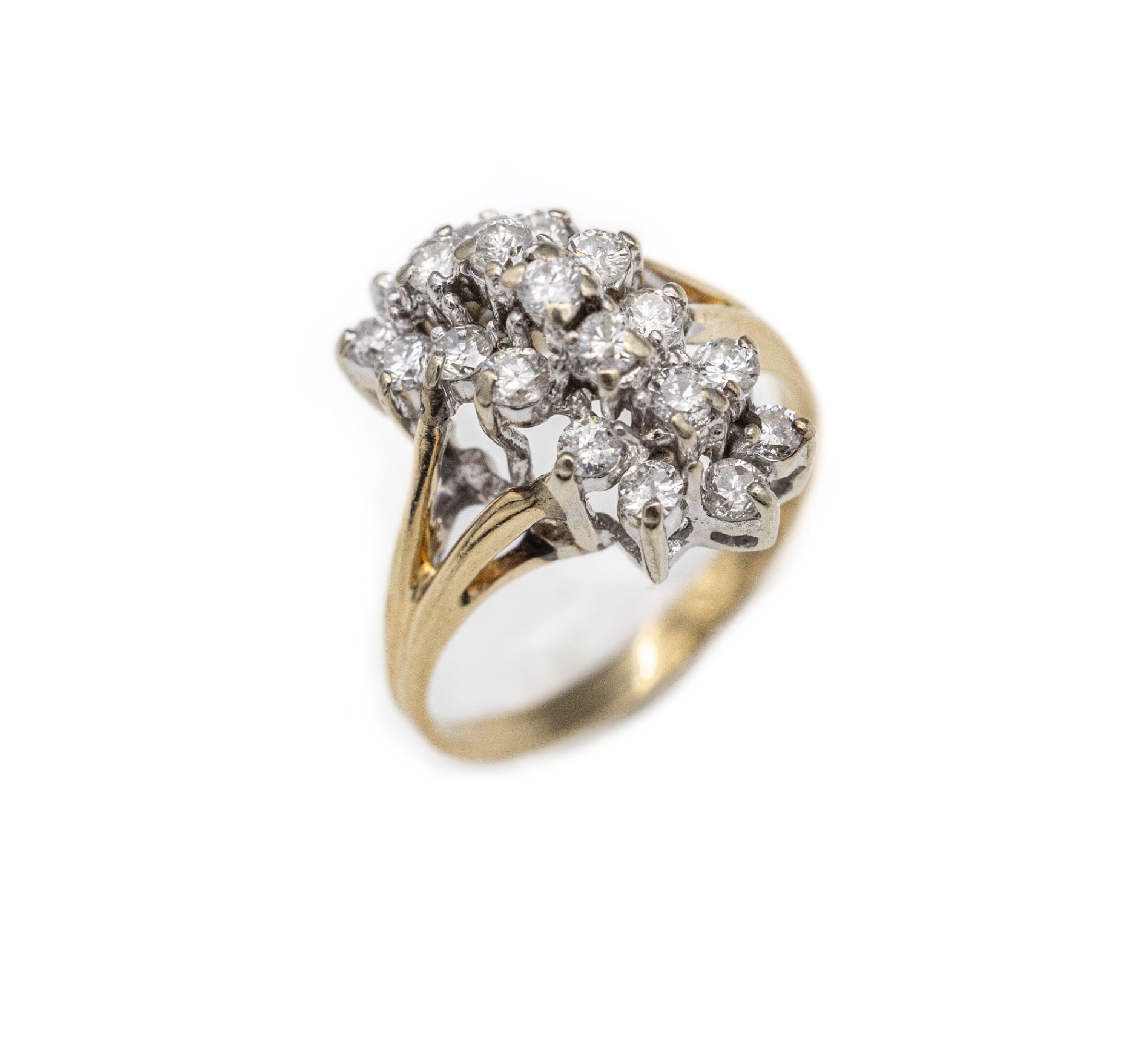 14 kt Gold Brillant-Ring, GG/WG 585/000, 19 Brillanten zus. ca. 1.0 ct Weiß/p1, ca. 4.8 g, RW 53