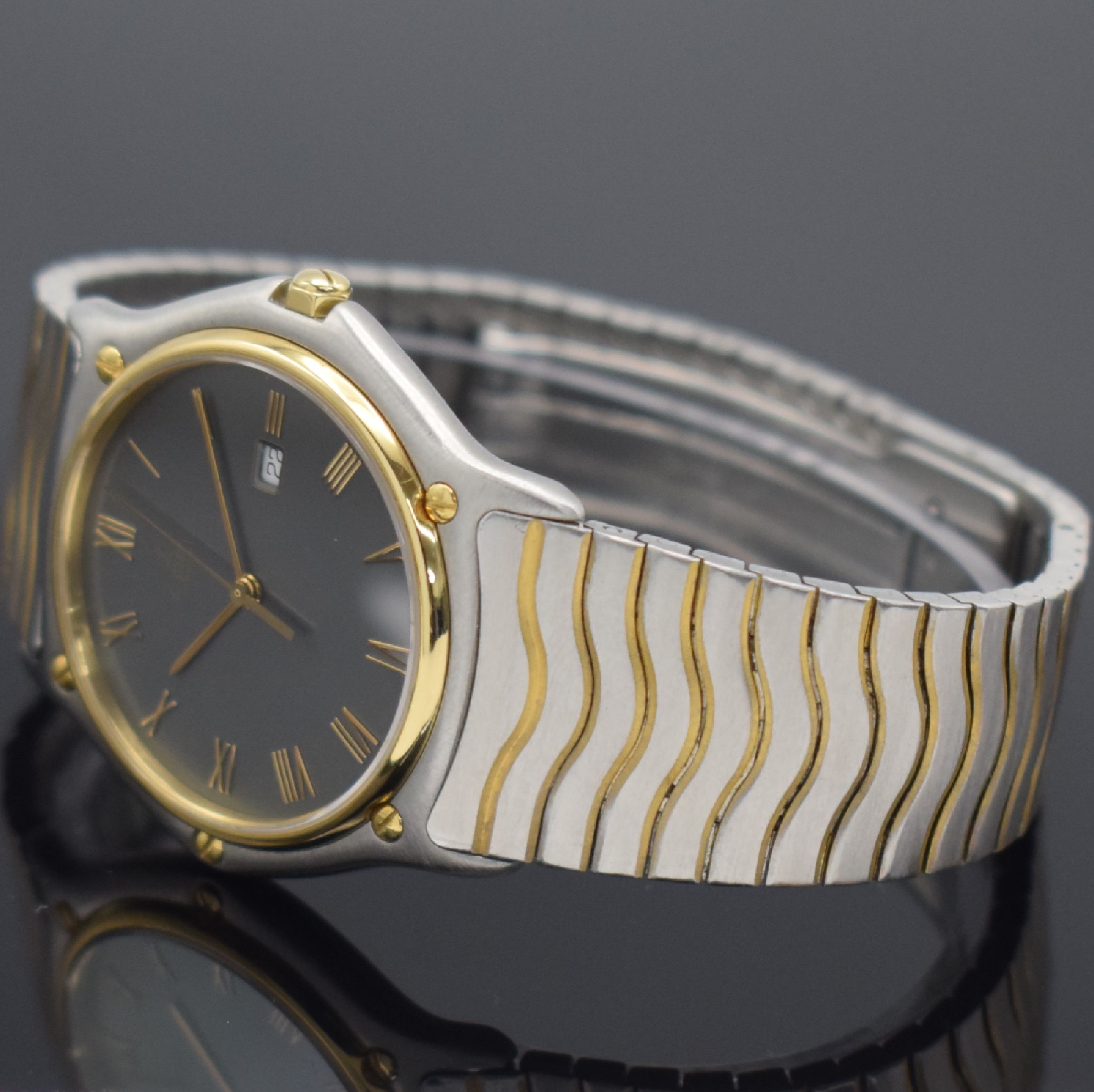 Detail b: EBEL Armbanduhr Sport Classic Referenz 183903, Schweiz um 1995, quarz, Edelstahl/Gold kombiniert inkl. Wellengliederband m. Faltschl., Lünette gegen ...