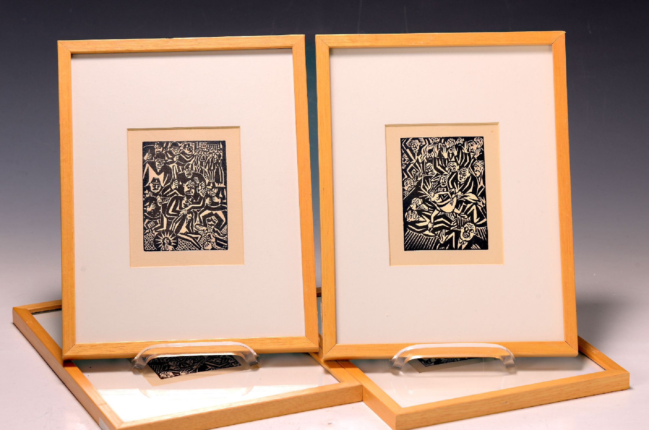 Frans Masereel, 1889-1972, Sammlung aus 24 Holzschnitten, 11 Stück ca. 13x11cm, 13 Stück ca. 9x6.5cm, alle PP, u.Gl., R., ein Rahmen besch.