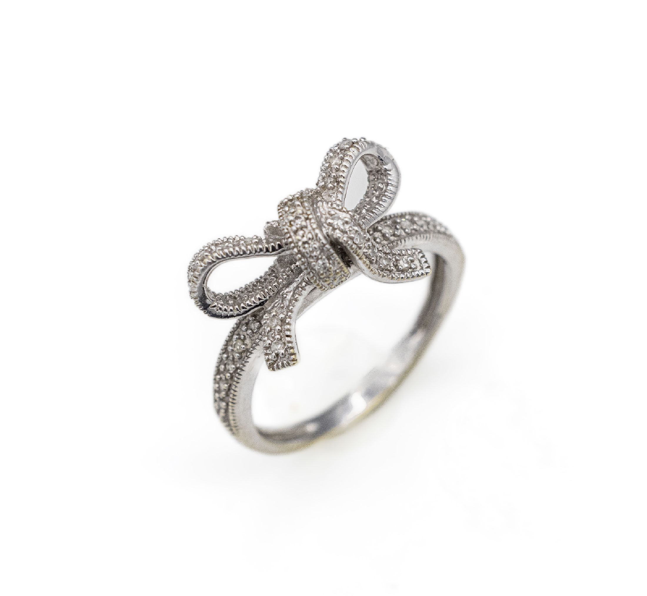 14 kt Gold Diamant-Ring, WG 585/000, aufgelegte Schleife mit 31 8/8-Diamanten zus. ca. 0.15 ct (grav.) Weiß/p, RW 60, ca. 4.8 g, neue Rhod. ...