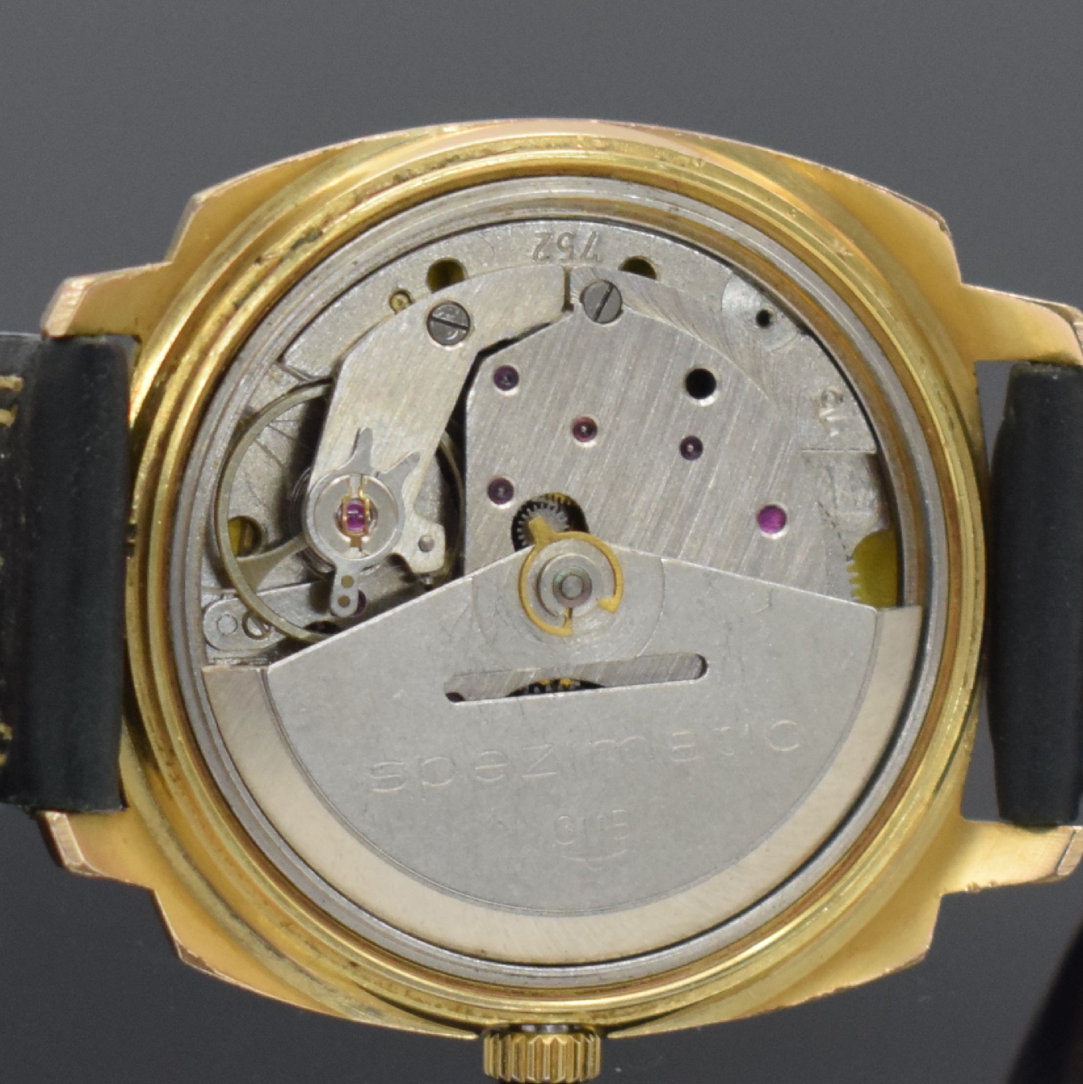 Detail h: GLASHÜTTE Spezimatic Herrenarmbanduhr mit seltenem Zifferblatt, DDR um 1975, Automatik, verg. Gehäuse, Stahlboden aufgedr., seltenes grünes, ...