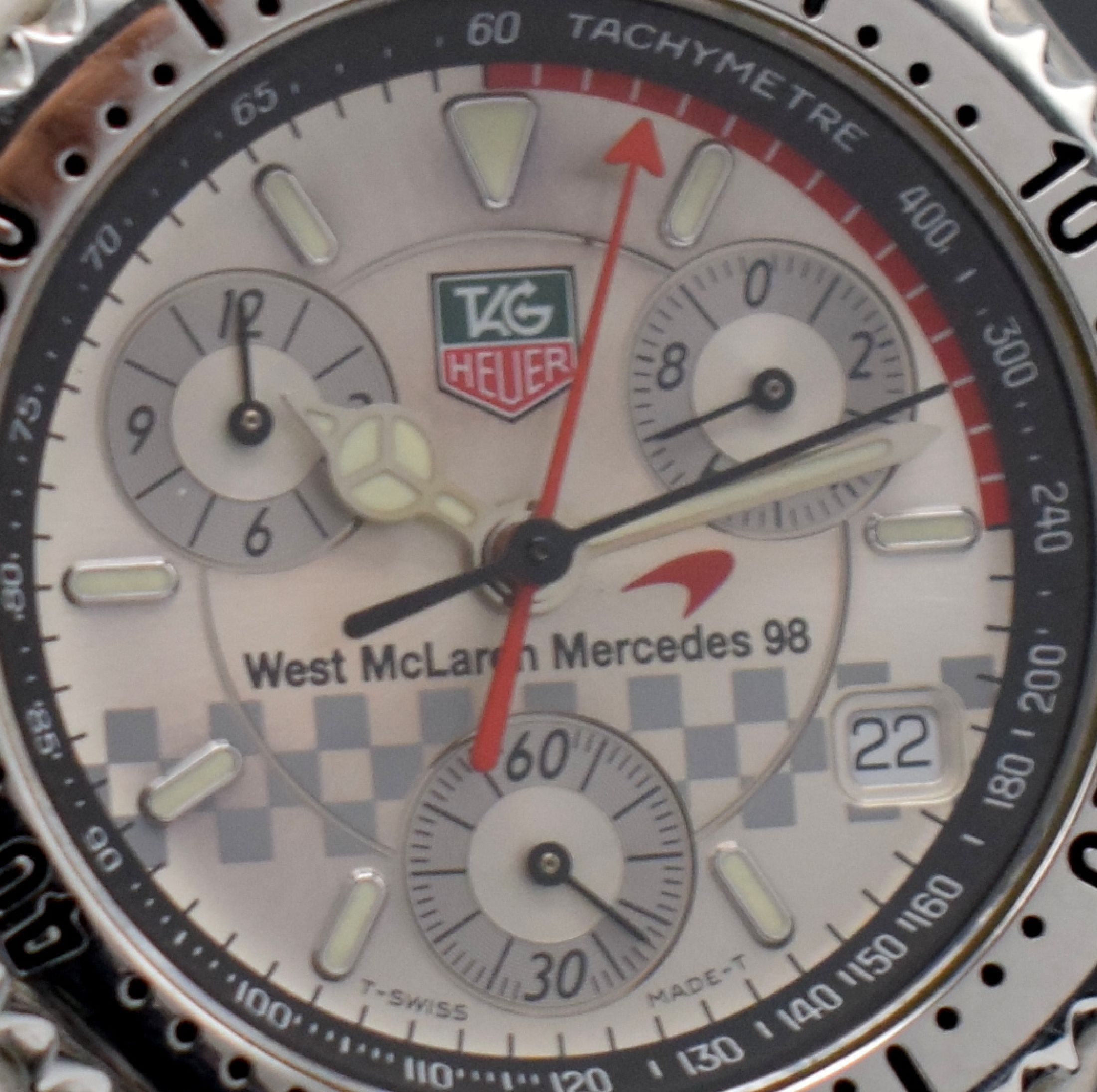 Detail a: TAG HEUER auf 3999 Stück limitierter Armbandchronograph Formula 1 West McLaren Mercedes 98 Referenz CG1117, Schweiz 1998, Edelstahlgeh. inkl. orig. ...