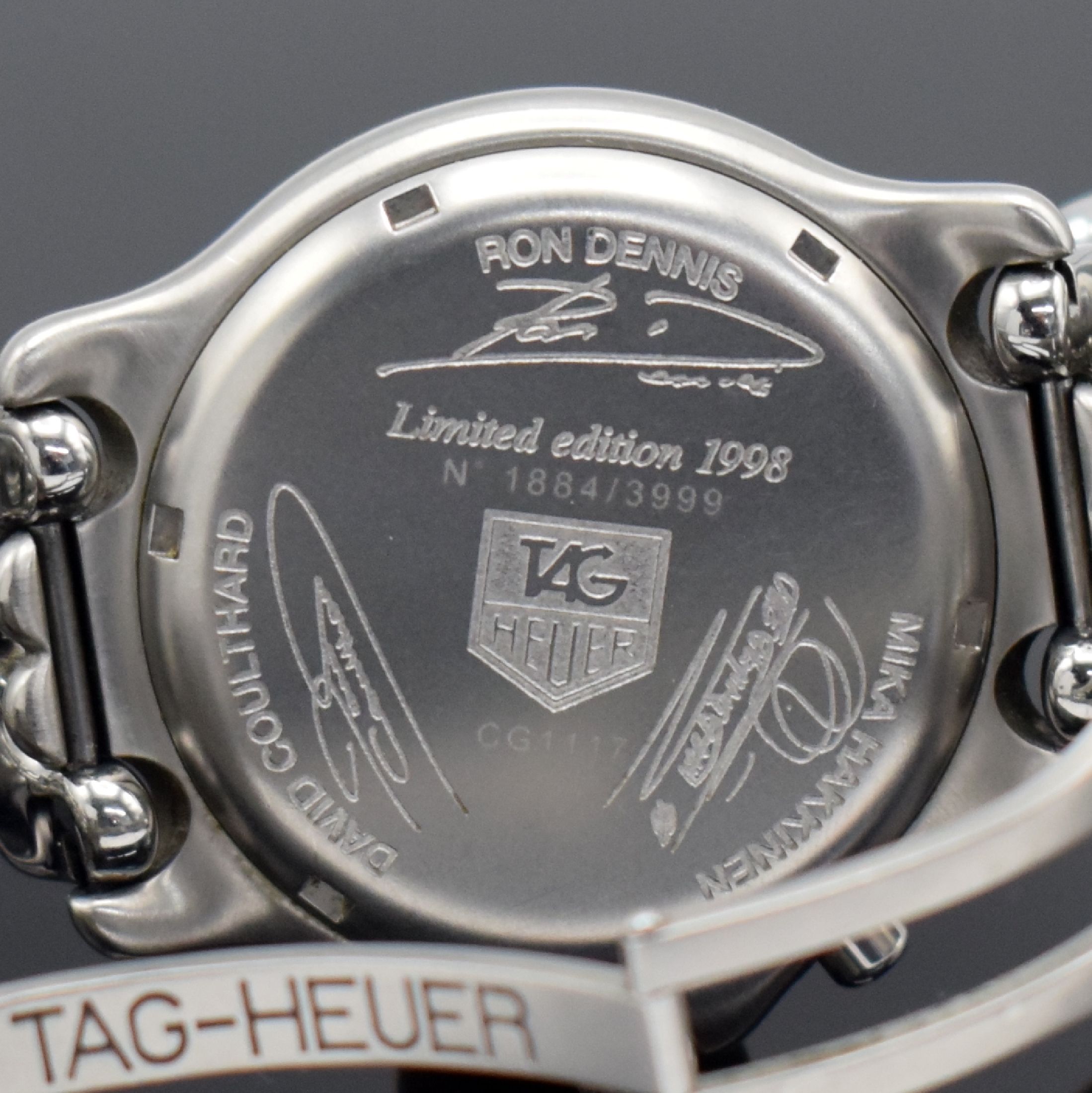 Detail d: TAG HEUER auf 3999 Stück limitierter Armbandchronograph Formula 1 West McLaren Mercedes 98 Referenz CG1117, Schweiz 1998, Edelstahlgeh. inkl. orig. ...