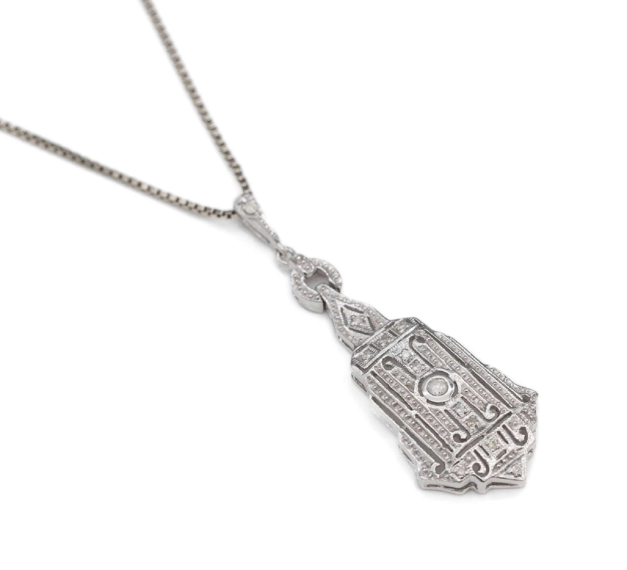 Diamant-Anhänger, Silber gepr., im Stil desArt Deco, geometrisch, durchbrochen gearbeitet, bes. mit kl. Diamanten, ca. 4.5 x 1.7 cm, an ...