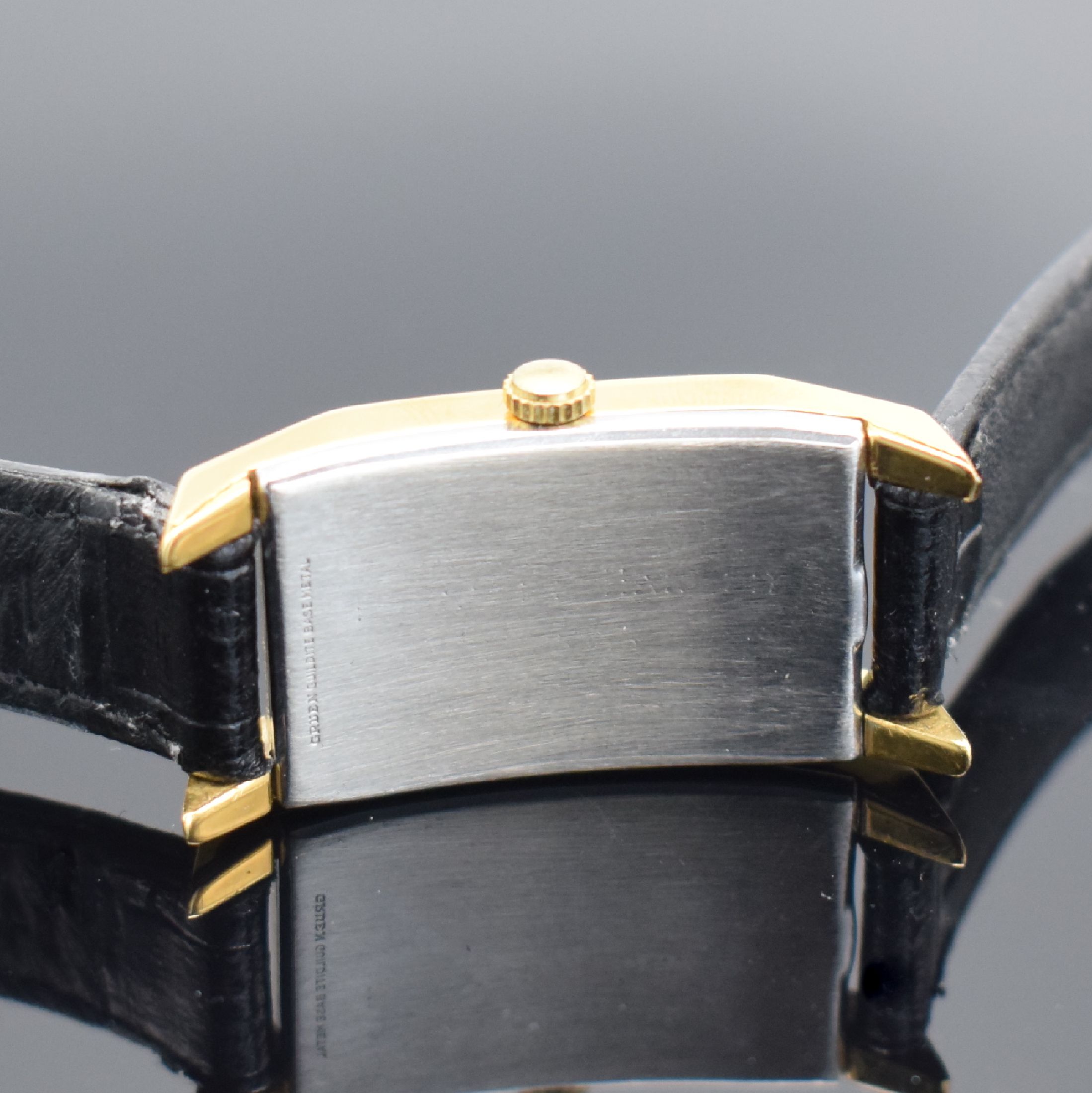 Detail c: GRUEN Herrenarmbanduhr Referenz 258 / 501, Schweiz/USA um 1937, Handaufzug, 2-teil. Metallgeh. m. Goldauflage, in sich gewölbt, Edelstahlboden ...
