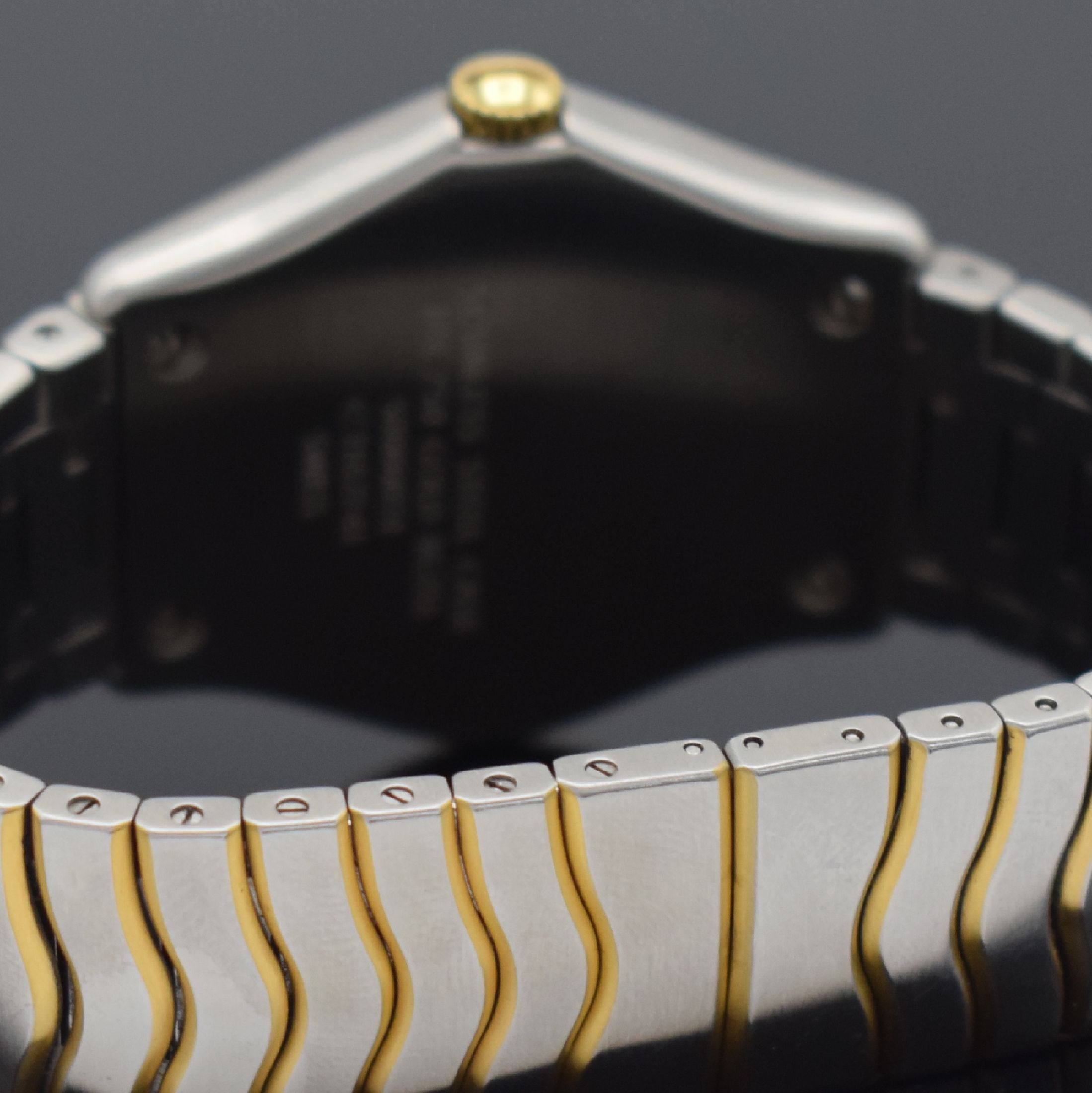 Detail c: EBEL Classic Wave Herrenarmbanduhr Referenz 1187F41, Schweiz verk. lt. beil. Pap. 03/2005, quarz, Edelstahl/Gold komb. inkl. Gliederband m. dopp. ...