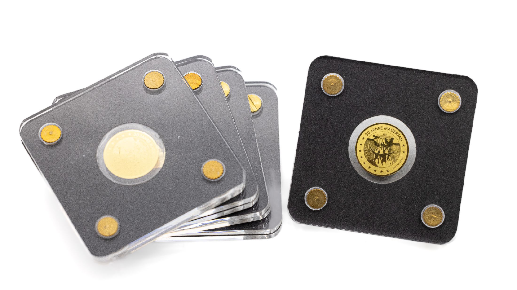 5 Goldmedaillen aus der Serie 30 Jahre Mauer- fall, 999 Feingold Münzkollektion, jeweils Brandenburger Tor, orig. unter verschr. Plexiglas, ...