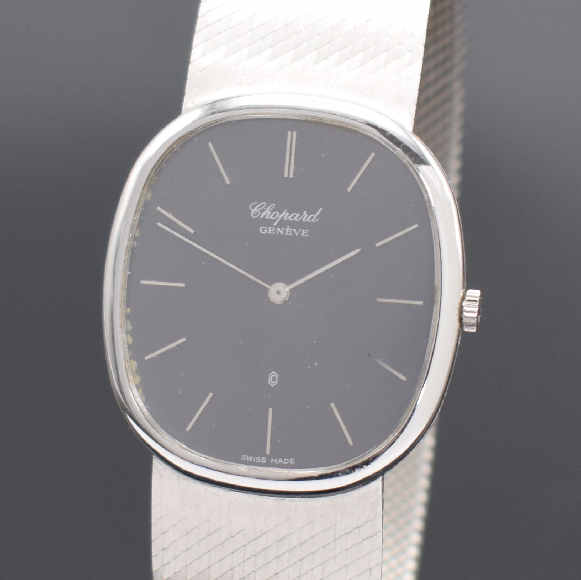 Detail a: CHOPARD Herrenarmbanduhr in WG 750/000 Referenz 2152, Schweiz verk. lt. beil. Garantie 09/1980, quarz, Milanaiseband, Boden 4-fach verschr., graues ...