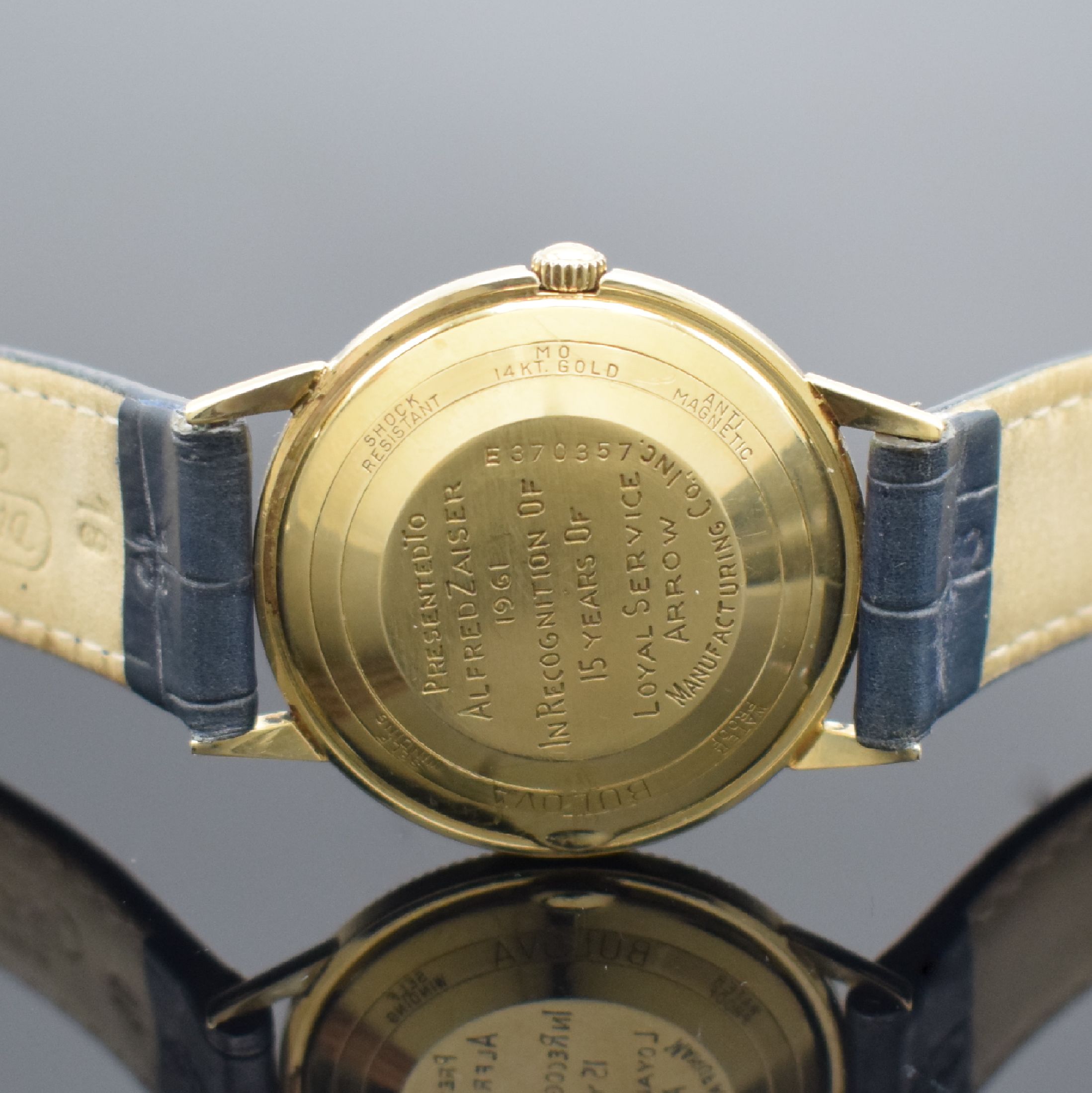 Detail c: BULOVA Self Winding Armbanduhr in GG 585/000, USA um 1960, Automatik, gedr. Geh. m. Riffel-Lünette, Boden m. Widmungsgrav., 1 Anstoß rep., ...