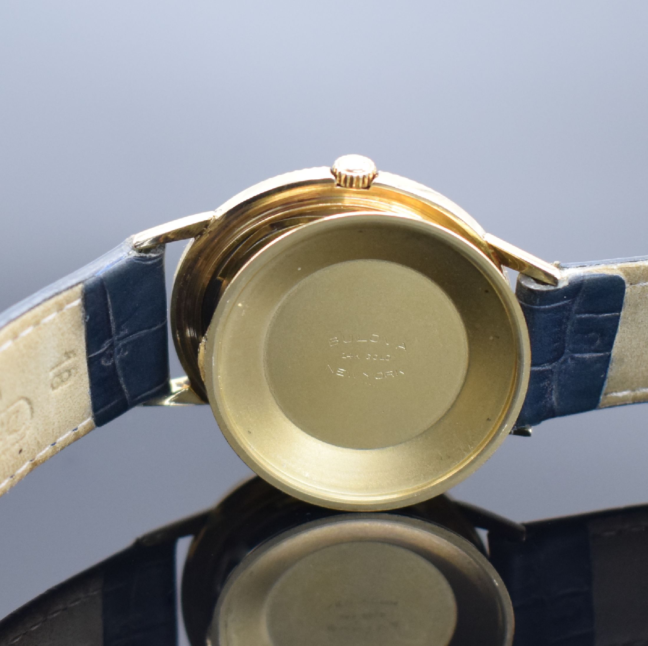 Detail f: BULOVA Self Winding Armbanduhr in GG 585/000, USA um 1960, Automatik, gedr. Geh. m. Riffel-Lünette, Boden m. Widmungsgrav., 1 Anstoß rep., ...