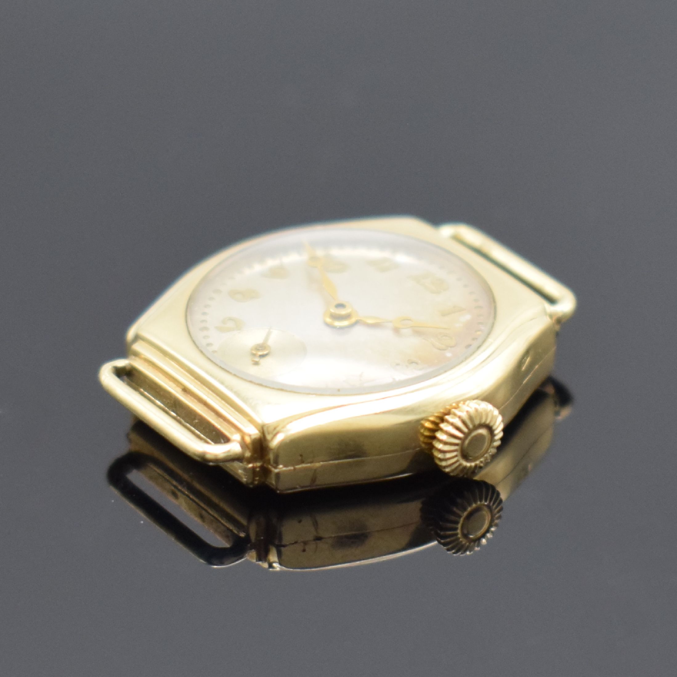 Detail b: IWC frühe Damenarmbanduhr in GG 585/000, Schweiz um 1930, Handaufzug, 2-teil. Scharniergeh., silb. pat. Zifferbl., gold. Zeiger, Ankerwerk m. ...