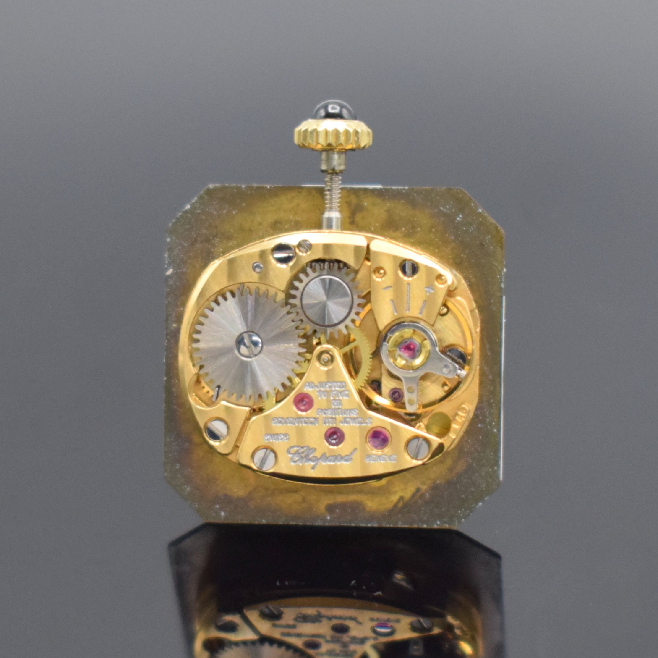 Detail f: CHOPARD Damenarmbanduhr in GG 750/000 Referenz 5087, Schweiz um 1975, Handaufzug, 2-teil. Geh., Boden aufgedr., orig. Lederband m. orig. verg. ...