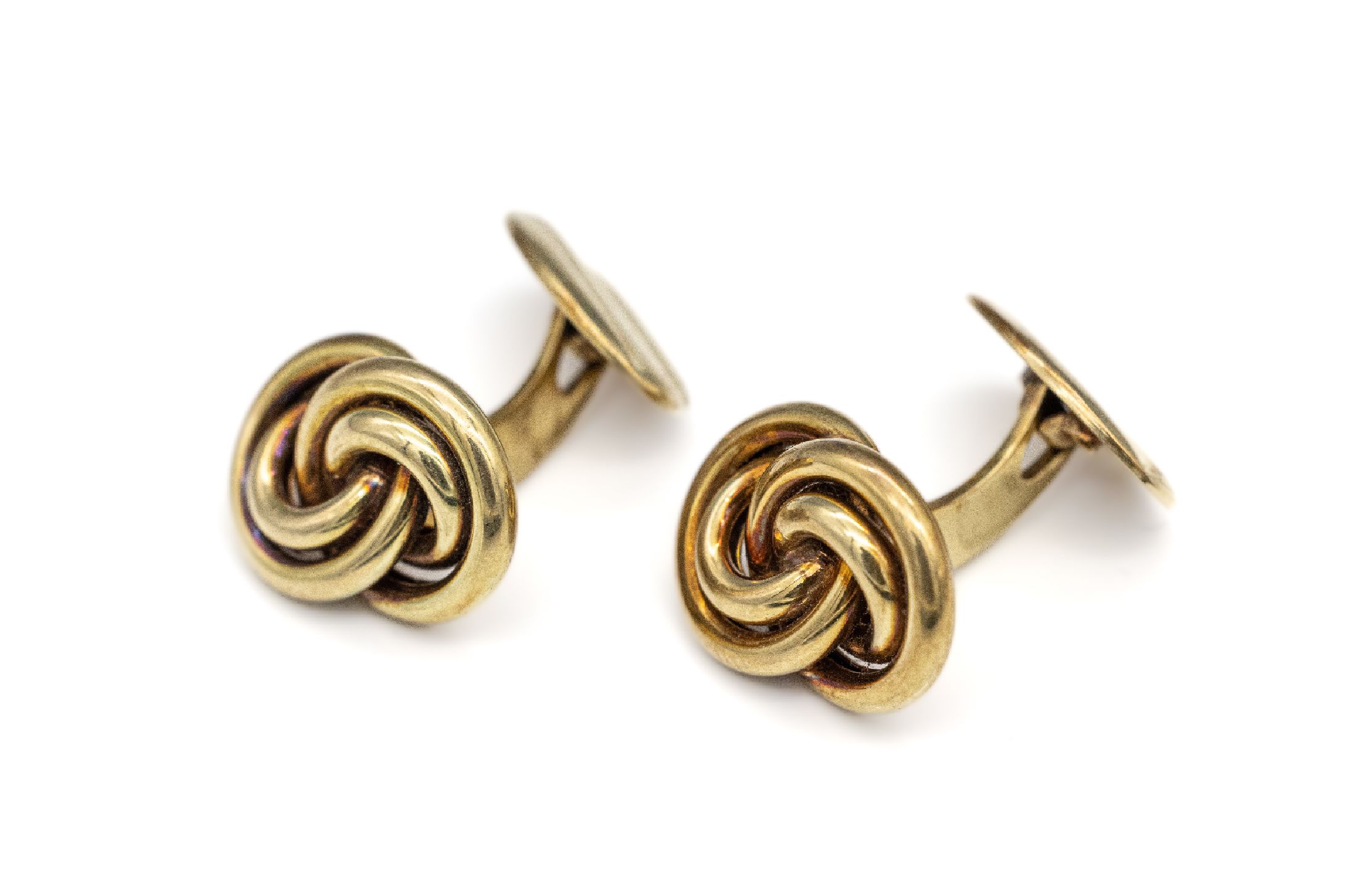 Paar 14 kt Gold Manschettenknöpfe, GG 585/000, schlichtes Knoten-Design, ca. 8.5 g