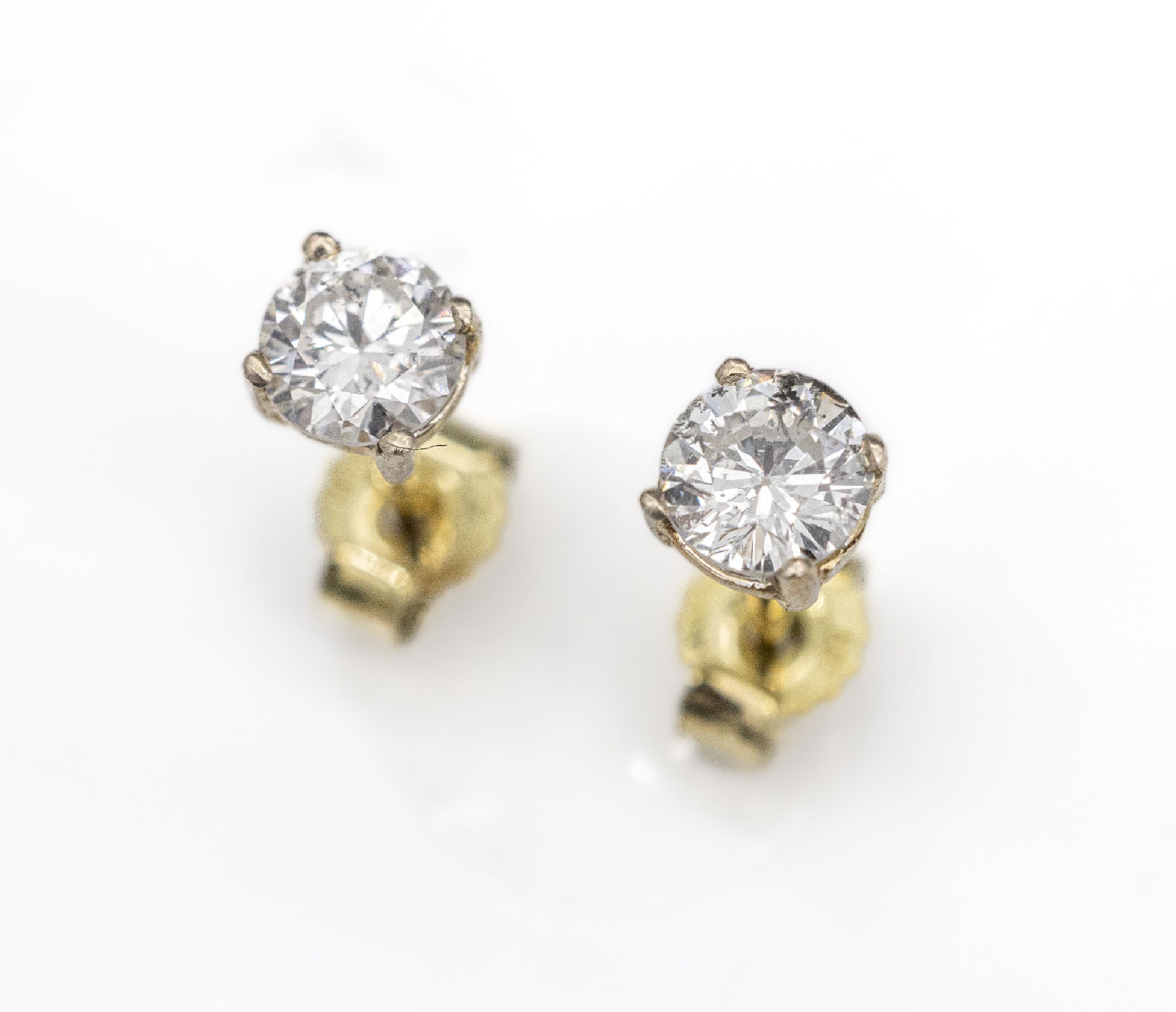 Paar 14 kt Gold Brillant Ohrstecker, GG 585/000, Brillanten zus. ca. 0.57 ct Weiß/si-p
