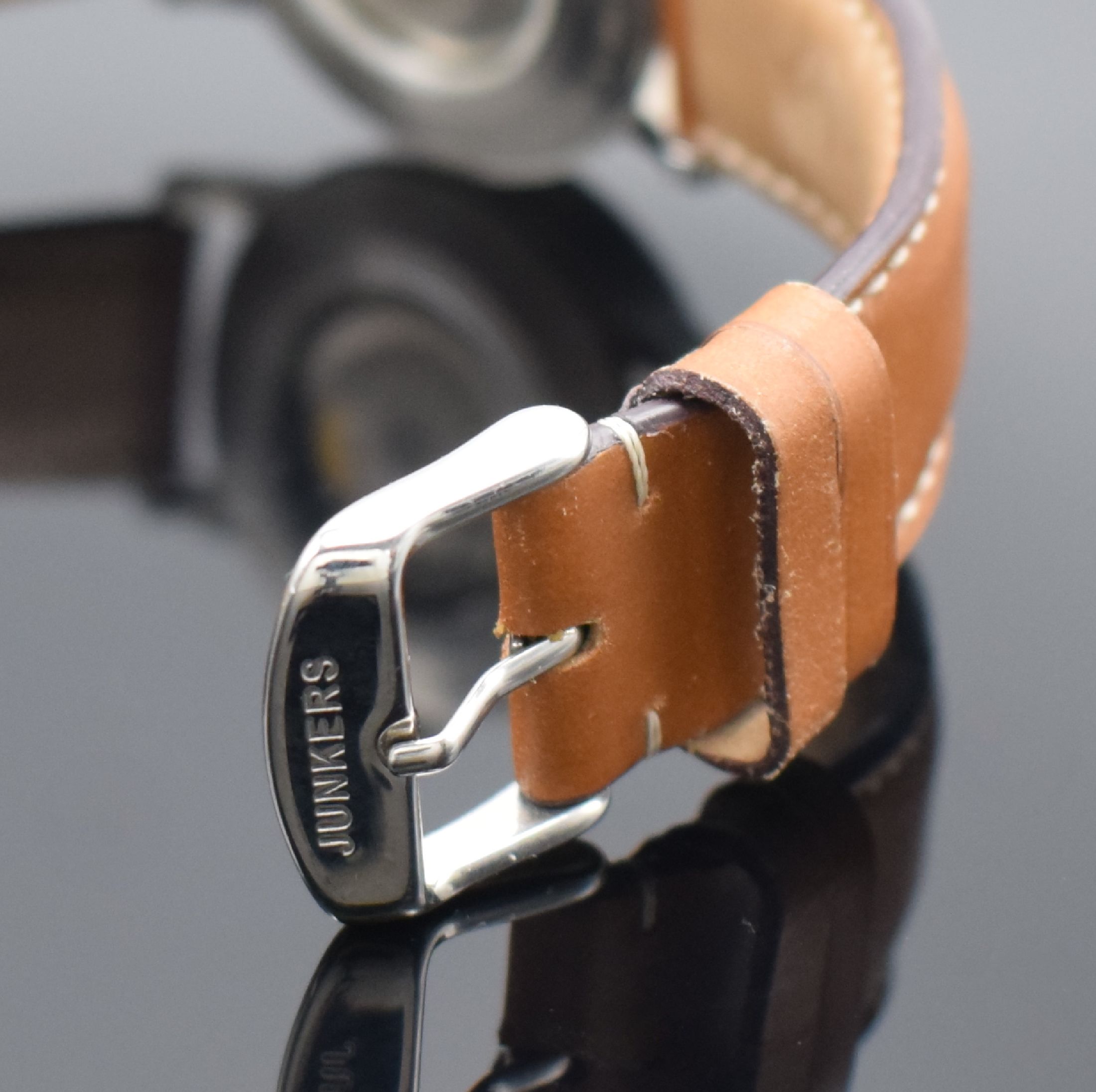 Detail b: JUNKERS F13 Regulateur Südamerika Expedition limitierte Herrenarmbanduhr in Stahl Referenz 6512-1, Deutschland um 2015, Automatik, matt. beids. ...