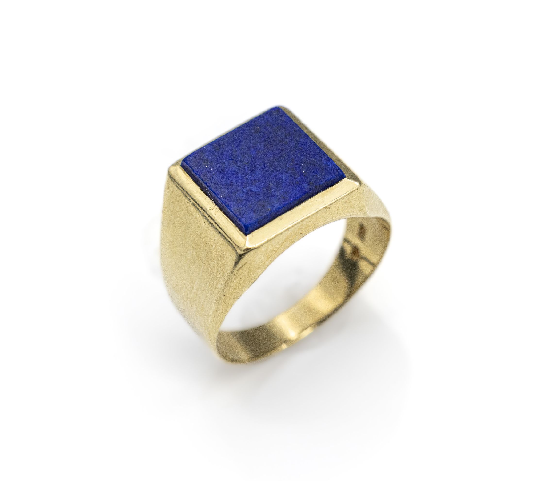 14 kt Gold Herrensiegelring, GG 585/000, Lapislazulieinlage, Meistermarke unged., total ca. 6.5 g, RW 66