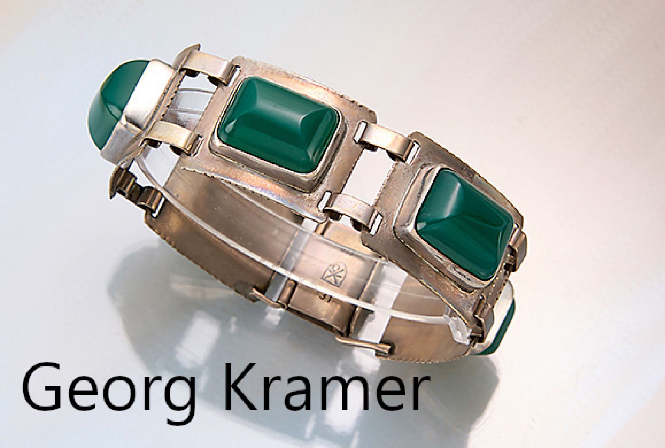 GEORG KRAMER Armband mit Achaten, 835er Silber, 1950er Jahre, Grünachat-cabochons, total ca. 60.8 g, L. ca. 19.5 cm