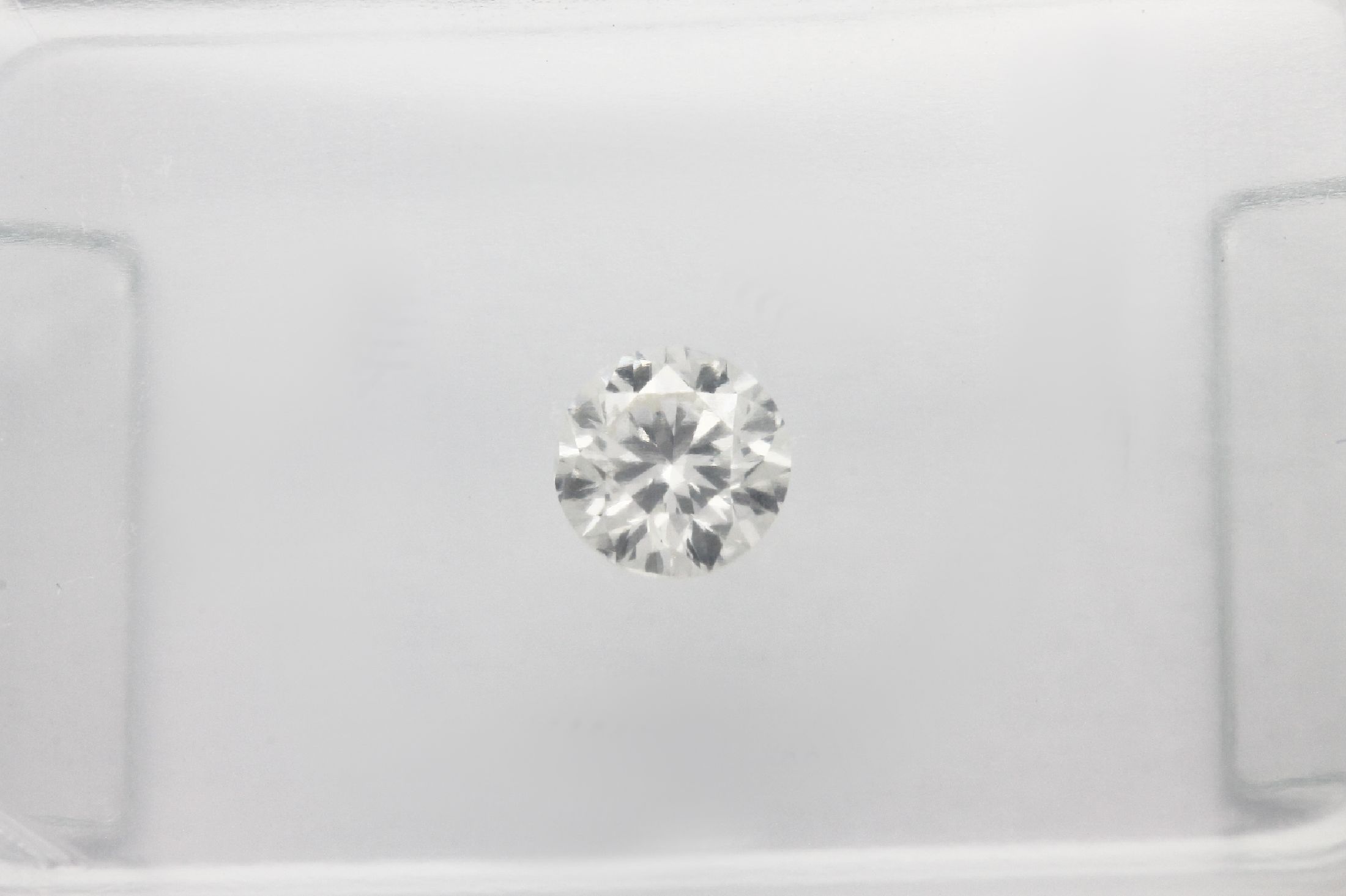 Brillant 0.23 ct l.get.Weiß I/vvs2, verschweißt, IGI Expertise