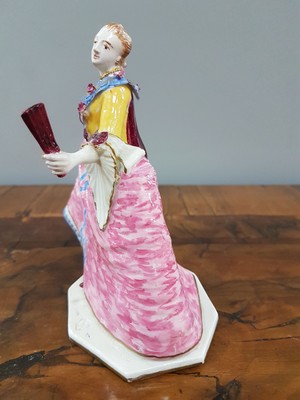 26527767b - Porcelain figure, Nymphenburg, around 1890/1900, lady with fan and crinoline, polychrome painting, rest., H.ca. 15 cm, gold staffage