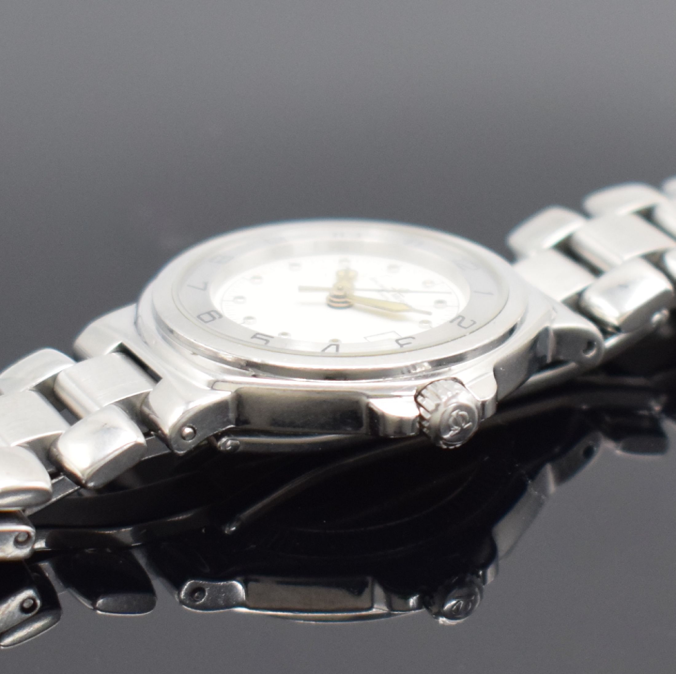 Detail c: BAUME & MERCIER Damenarmbanduhr Formula S Diver Referenz MV04F028, Schweiz um 1985, Edelstahlgeh. inkl. Gliederband m. dopp. Faltschl., Boden & Krone ...