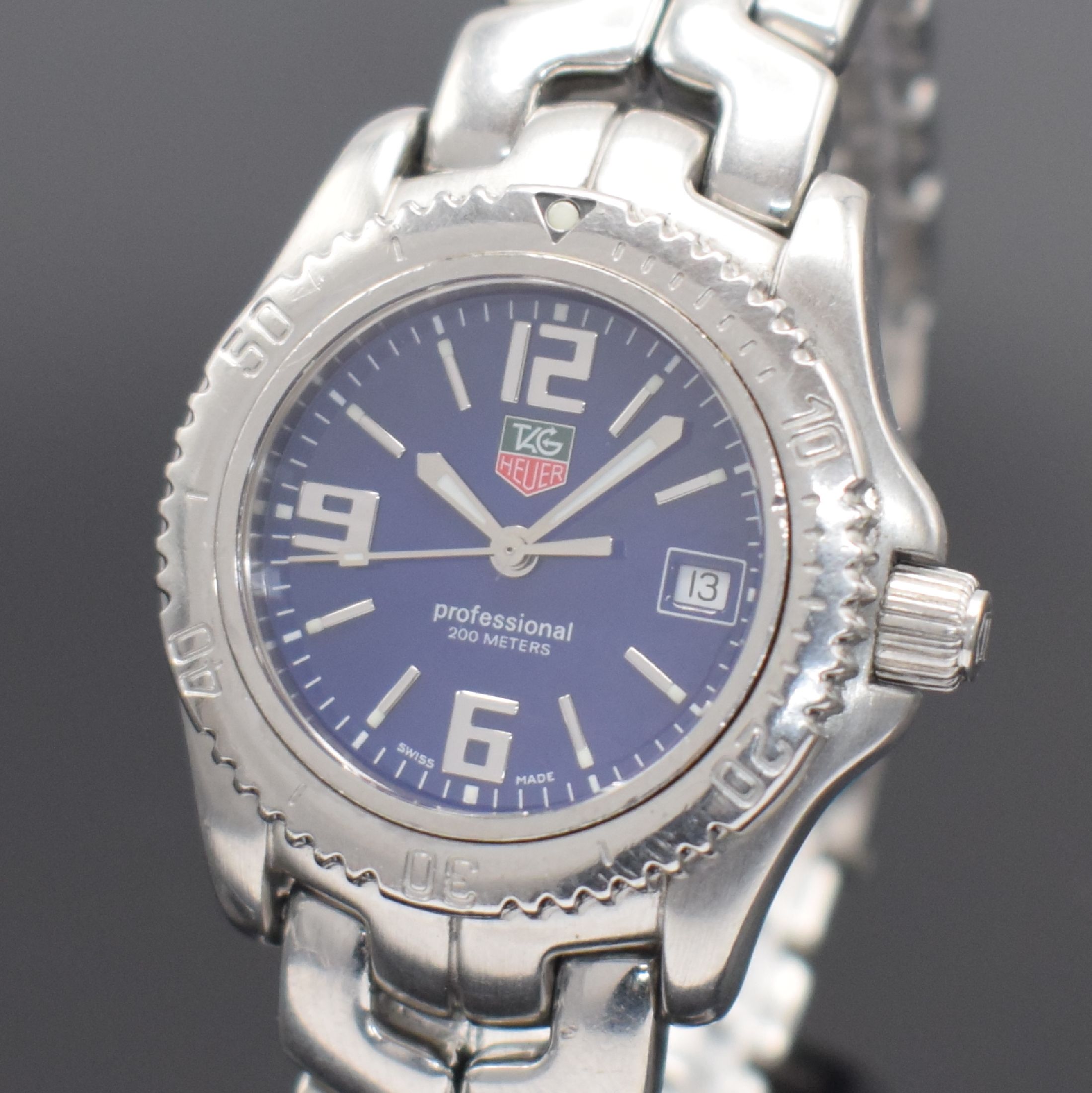 Detail a: TAG HEUER Professional Damenarmbanduhr, Schweiz um 2000, Edelstahlgeh. inkl. Gliederband m. Faltschl., Saphirglas, quarz, Boden & Krone verschr., ab ...