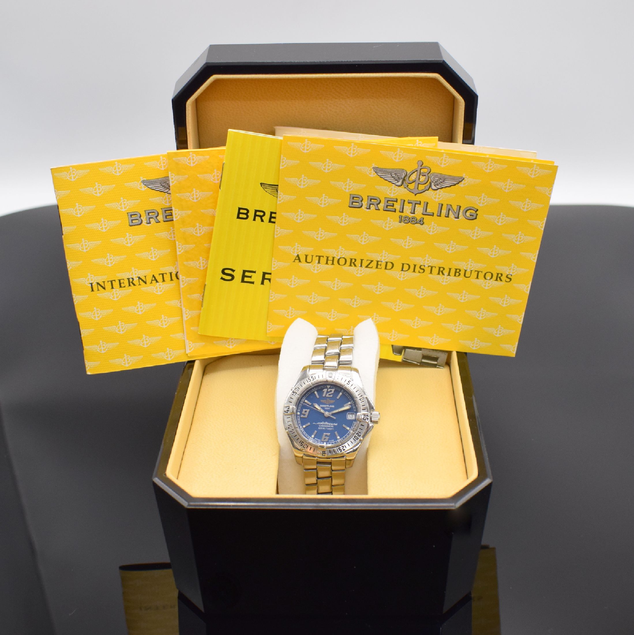 Detail e: BREITLING Damenarmbanduhr Colt Oceane Referenz A57350, Chronometer in Edelstahl inkl. orig. Gliederband m. Faltschl., Boden & Krone verschr., ab ...