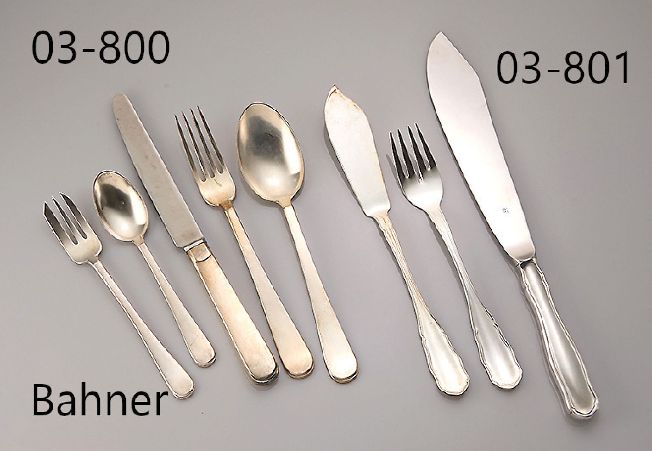 60-teiliges Besteck BAHNER/Düsseldorf, 1950er/60er Jahre, 800er Silber, best. aus: 12 Gabeln, 12 Messer (Klingen Stahl/Griffe ge-füllt), 12 ...
