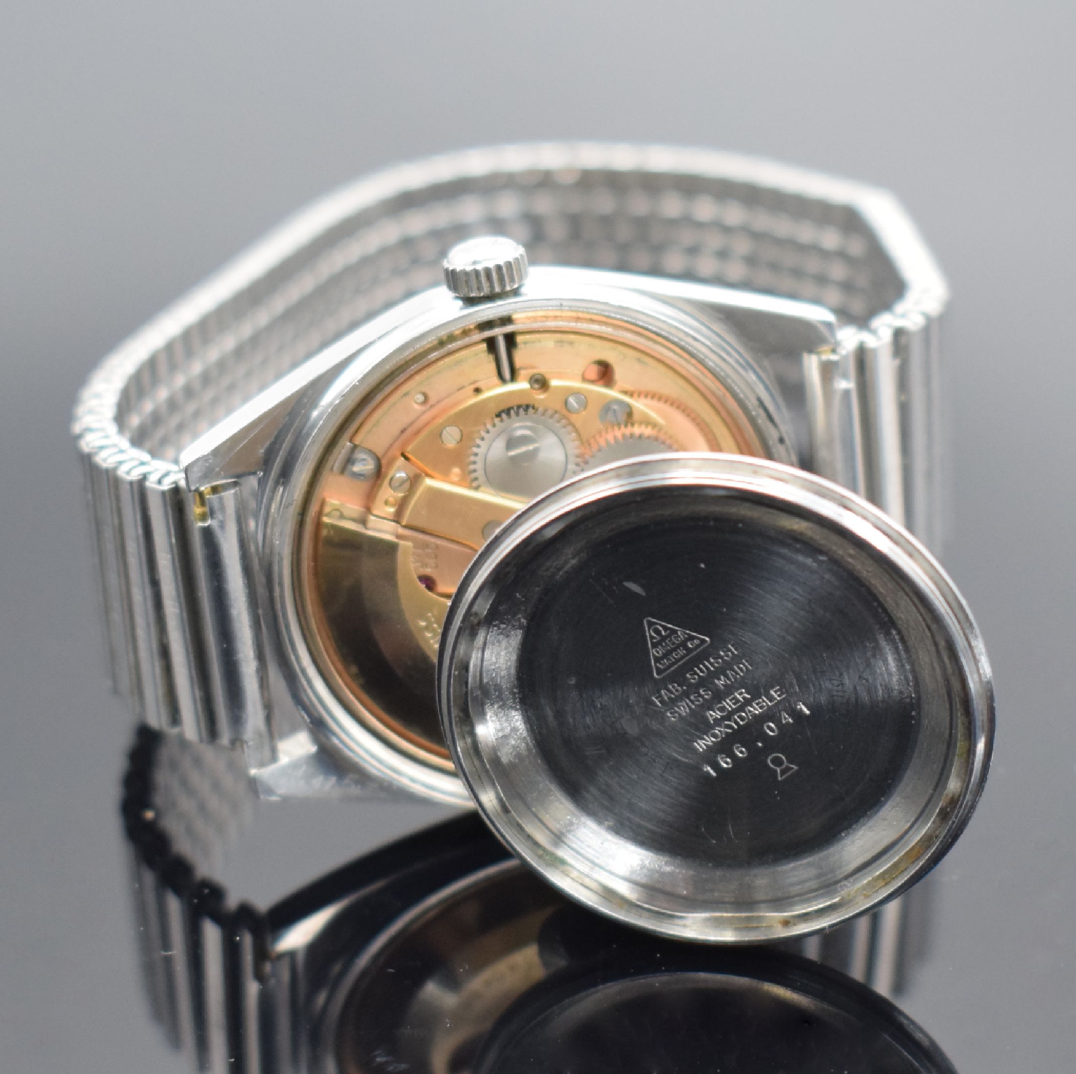 Detail f: OMEGA Seamaster De Ville Herrenarmbanduhr in Stahl Referenz 166.041, Schweiz um 1969, Automatik, neutr. Flexband, verschr. Boden, orig. Krone & Glas, ...