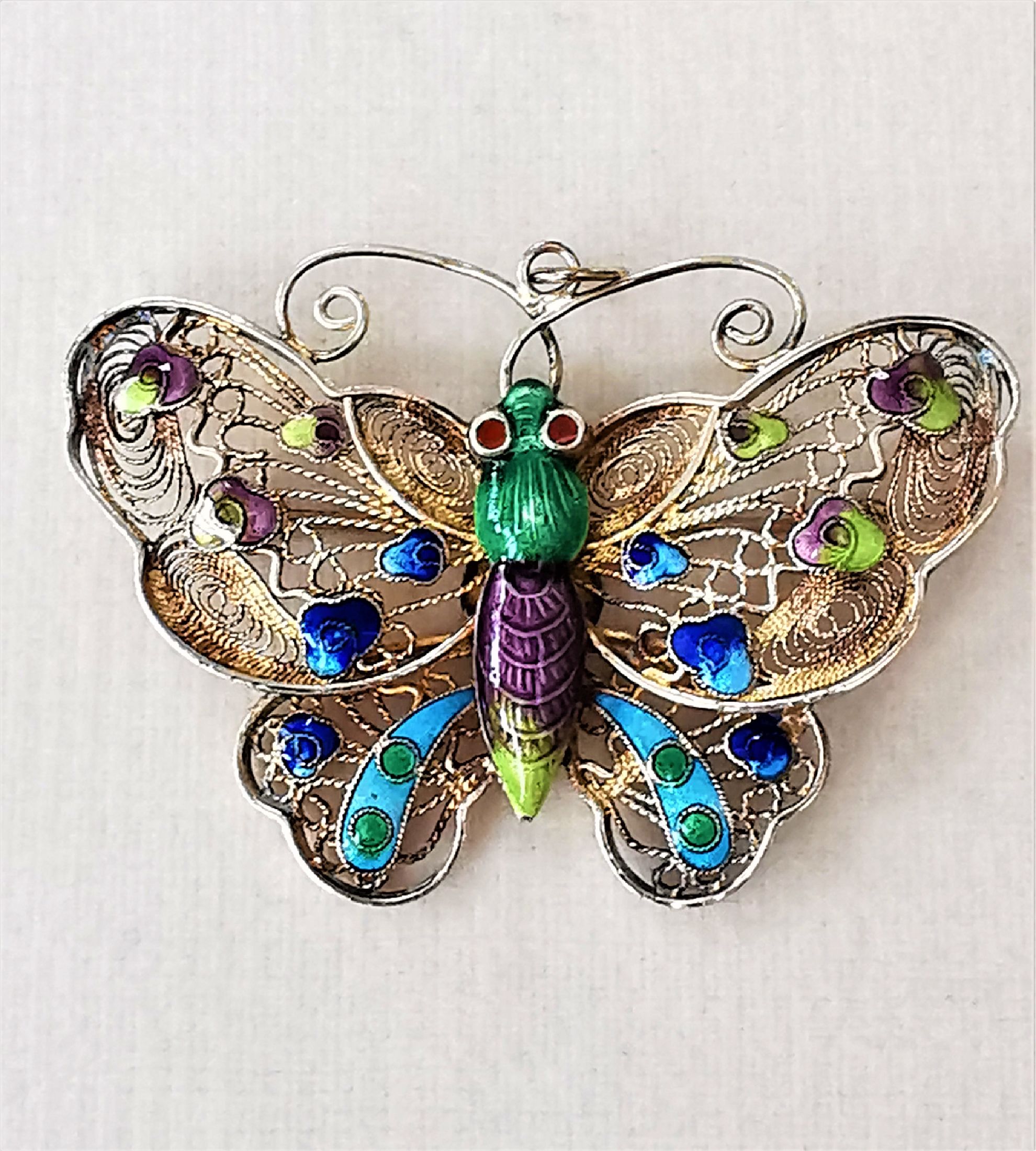 Detail d: Brosche "Schmetterling"", Silber vergoldet, um 1905, Filigranarbeit, partiell bunt emailliert, B. ca. 5.5 cm