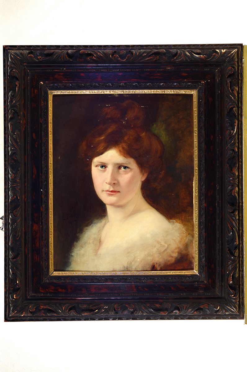 Detail k: Emil Keck, 1867 Wildpoldsried-1935 München, Porträt einer jungen Frau, Öl/Malkarton, links unten signiert und dat. 1904, einige kleinere ...