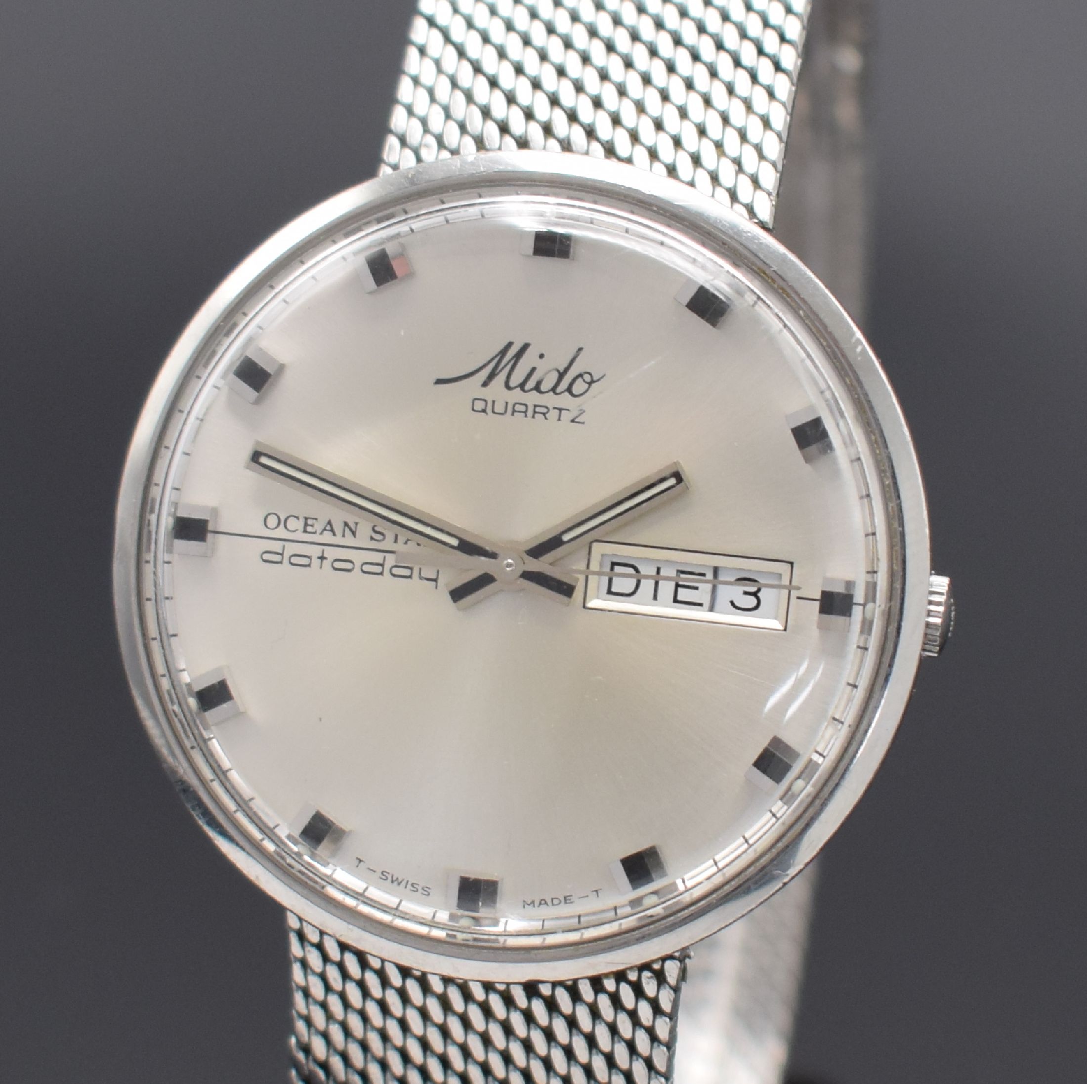 Detail a: MIDO Ocean Star datoday Herrenarmbanduhr in Stahl, Schweiz um 1995, quarz, Monocoque- Geh. inkl. Meshband, Boden m. Jubiläumsgravur,silb. ...