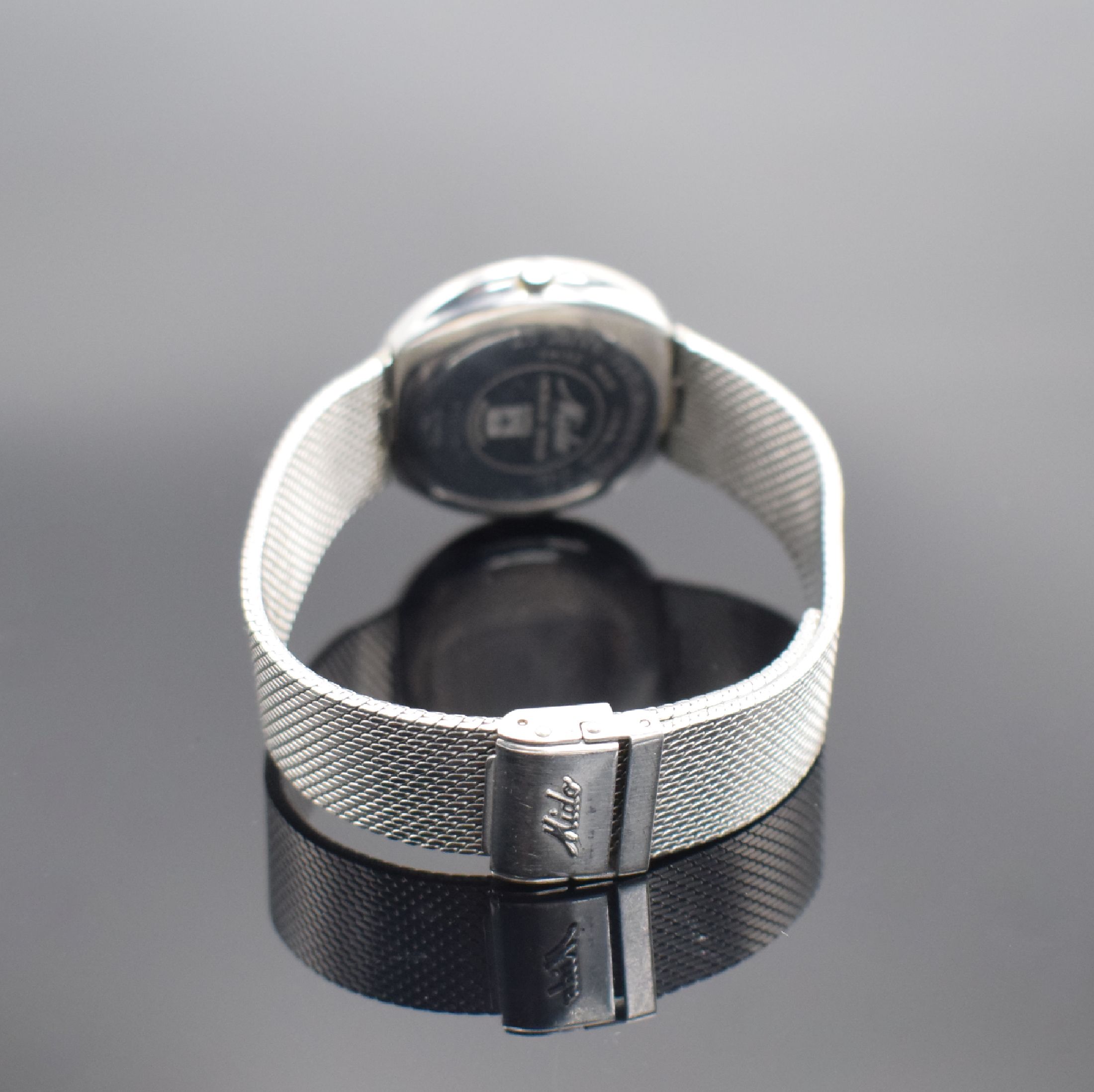 Detail b: MIDO Ocean Star datoday Herrenarmbanduhr in Stahl, Schweiz um 1995, quarz, Monocoque- Geh. inkl. Meshband, Boden m. Jubiläumsgravur,silb. ...