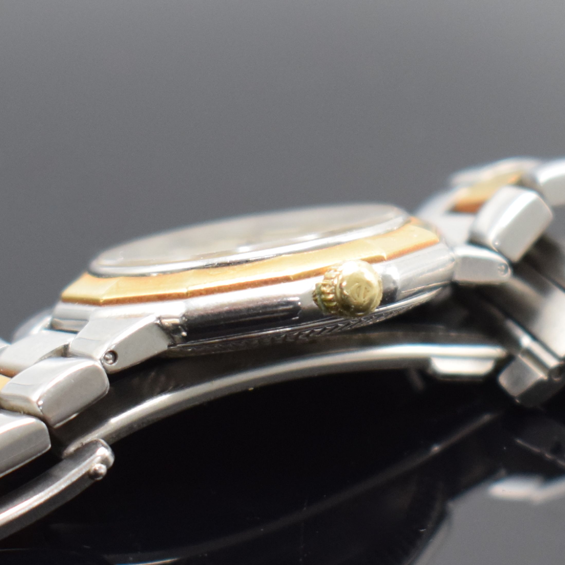 Detail c: BAUME & MERCIER Riviera Damenarmbanduhr in Stahl/Gold Referenz 5231.3, Schweiz um 1990, quarz, Gliederband m. Faltschl., Boden geschr., cremefarb. ...