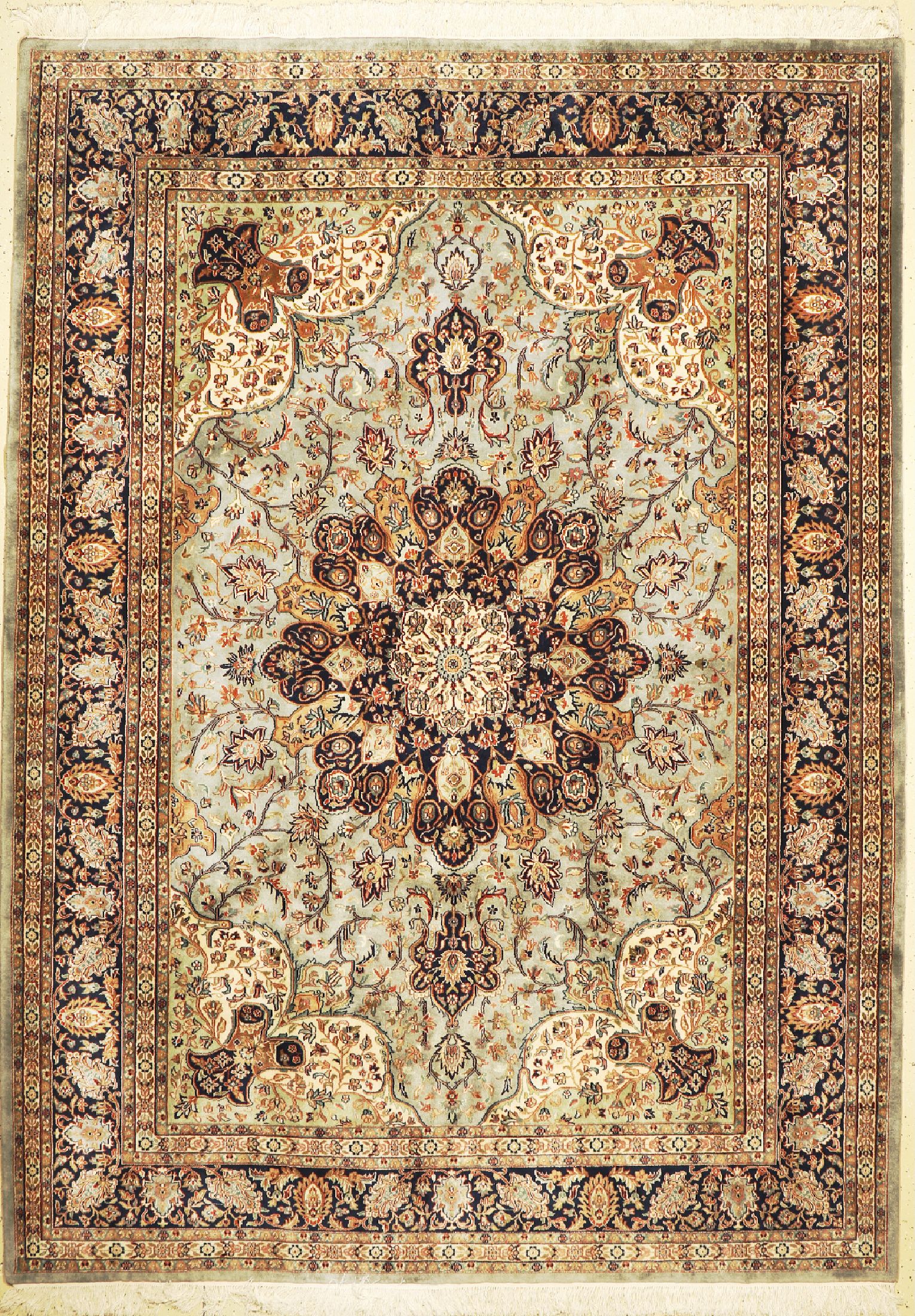 Sarogh Kork fein, Indien, ca. 50 Jahre, Korkwolle, ca. 345 x 251 cm, EHZ: 1-2
