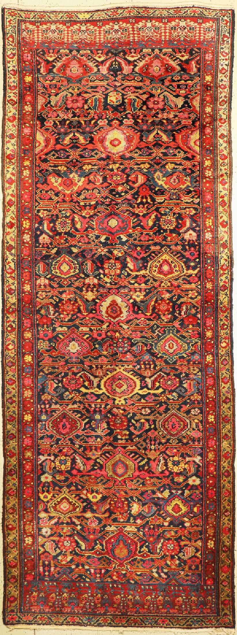 Hamadan alt, Persien, um 1940, Wolle auf Baumwolle, ca. 390 x 145 cm, EHZ: 1-2