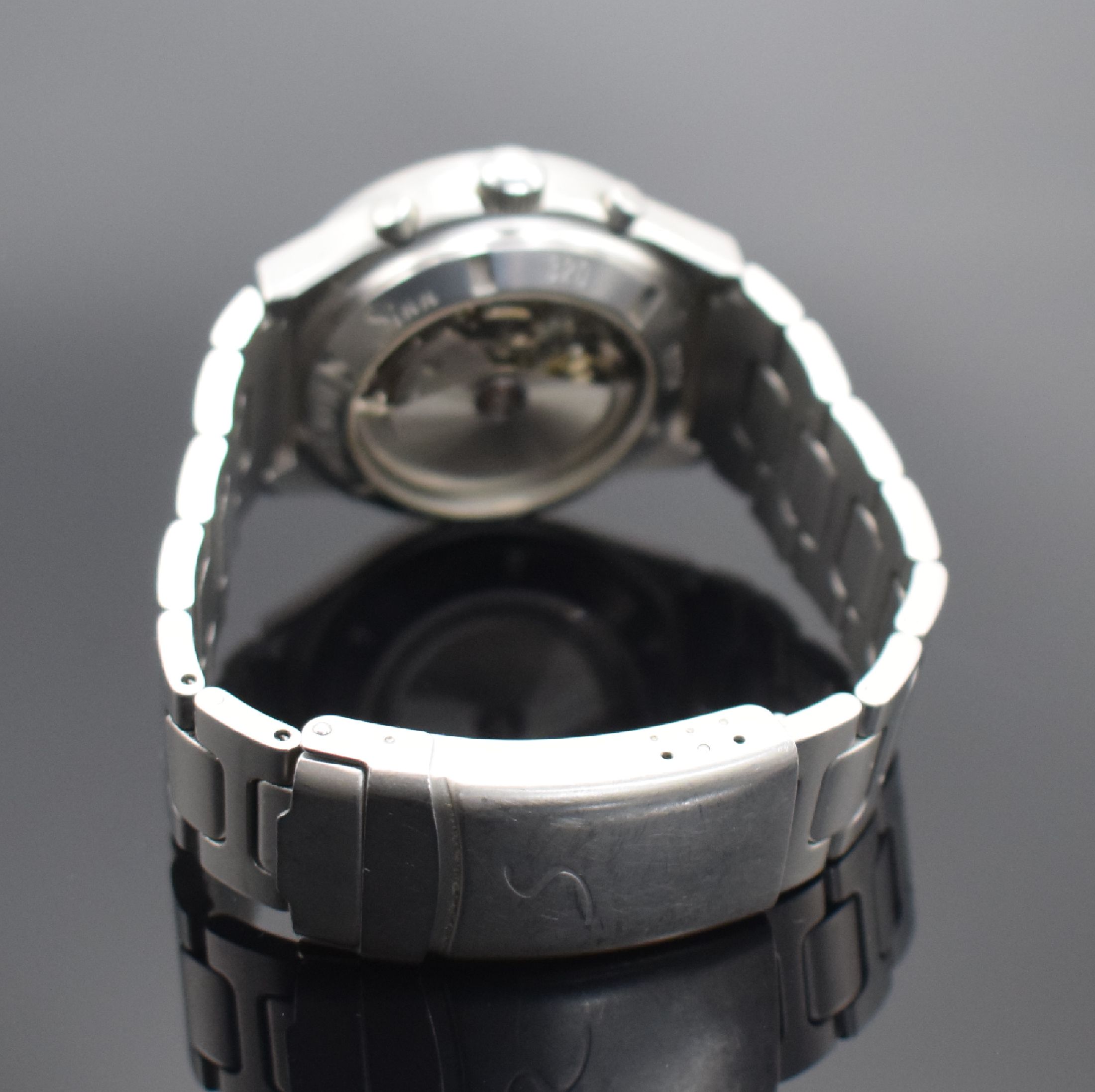 Detail b: SINN Armbandchronograph mit 2. Zeitzone Modell 144 GMT, Schweiz um 1995, Automatik, matt. Edelstahlgeh. inkl. Gliederband m. Faltschl., beids. ...
