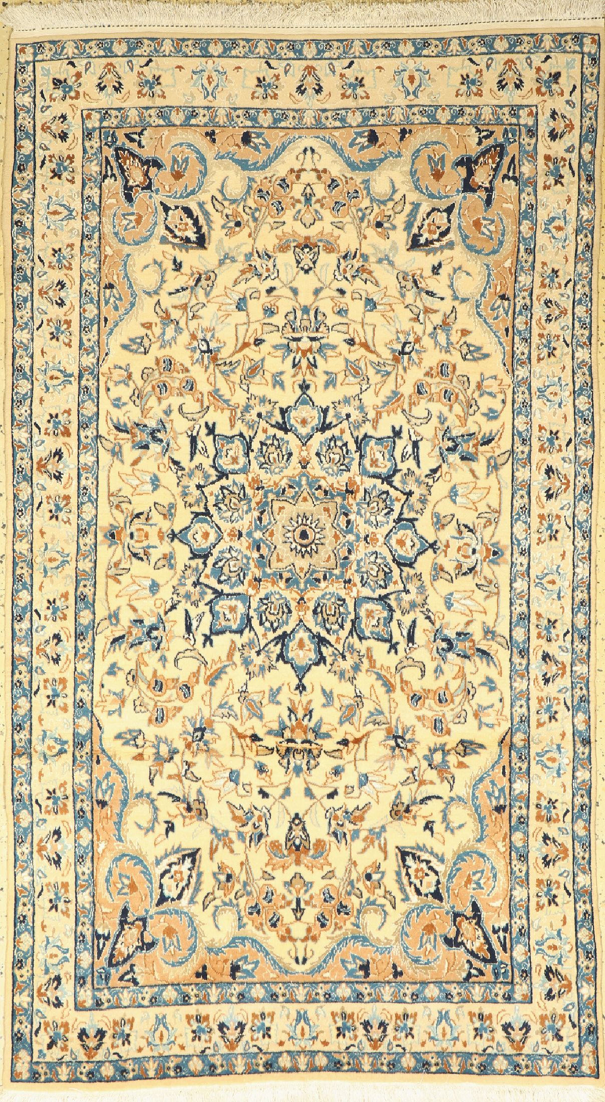 Nain fein(9 La), Persien, um 1960, Korkwolle mit Seide, ca. 210 x 120 cm, EHZ: 1-2