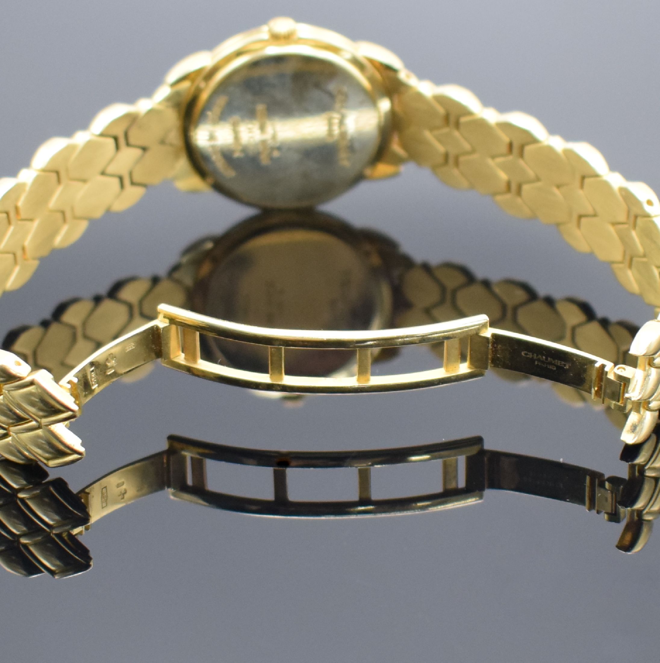 Detail b: CHAUMET Armbanduhr Elysées in GG 750/000, Schweiz/Frankreich um 2000, quarz, 3-teil. Geh. inkl. orig. Gliederband m. dopp. Faltschl., Boden ...