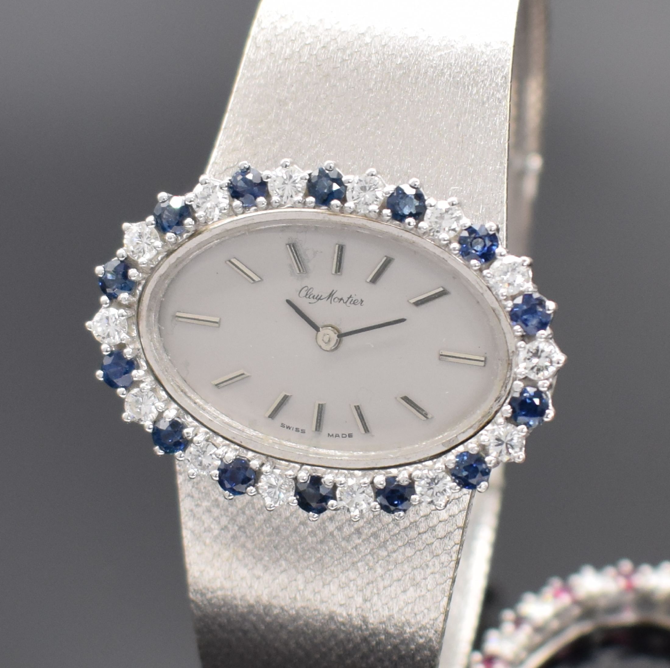 Detail a: CLAY MONTIER Damenarmbanduhr in WG 585/000 an Milanaiseband mit Saphir/Diamant-Lünette & zweiter Rubin/Diamant-Lünette zum wechseln, Schweiz um ...