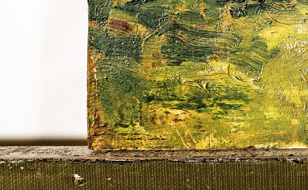 Detail a: Alois Lebeda, Maler des frühen 20. Jh., weite Landschaft mit Zaun- und Baumreihen, Öl/Holz, krakeliert, Längsriß der oberen Sperrholzschicht, ...