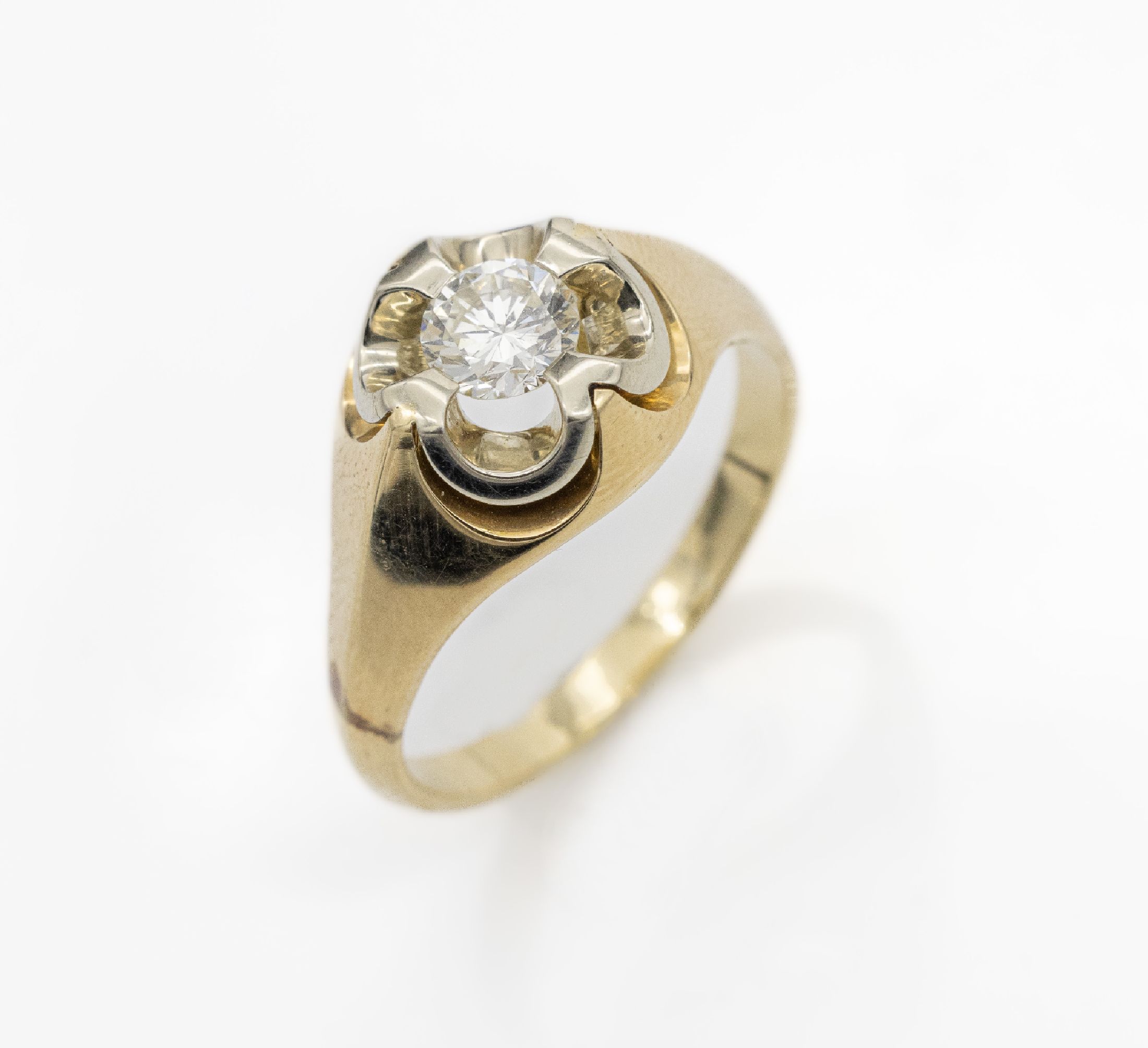 14 kt Gold Brillant-Ring, GG/WG 585/000, Brillant-Solitär ca. 0.80 ct l.get.Weiß/si 1, total ca. 10.7 g, RW 67