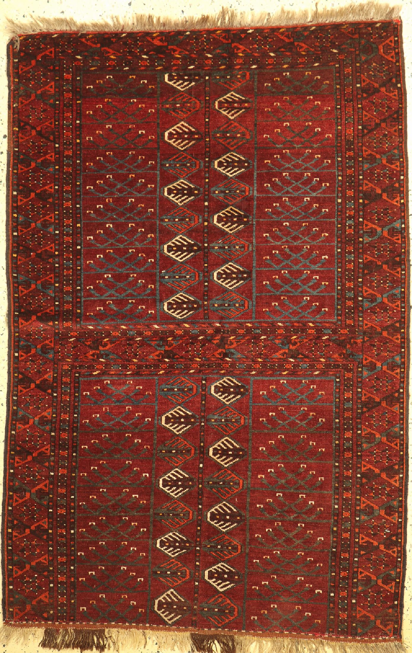 Ersari Engsi, Afghanistan, um 1920, Wolle auf Wolle, ca. 177 x 119 cm, EHZ: 2-3