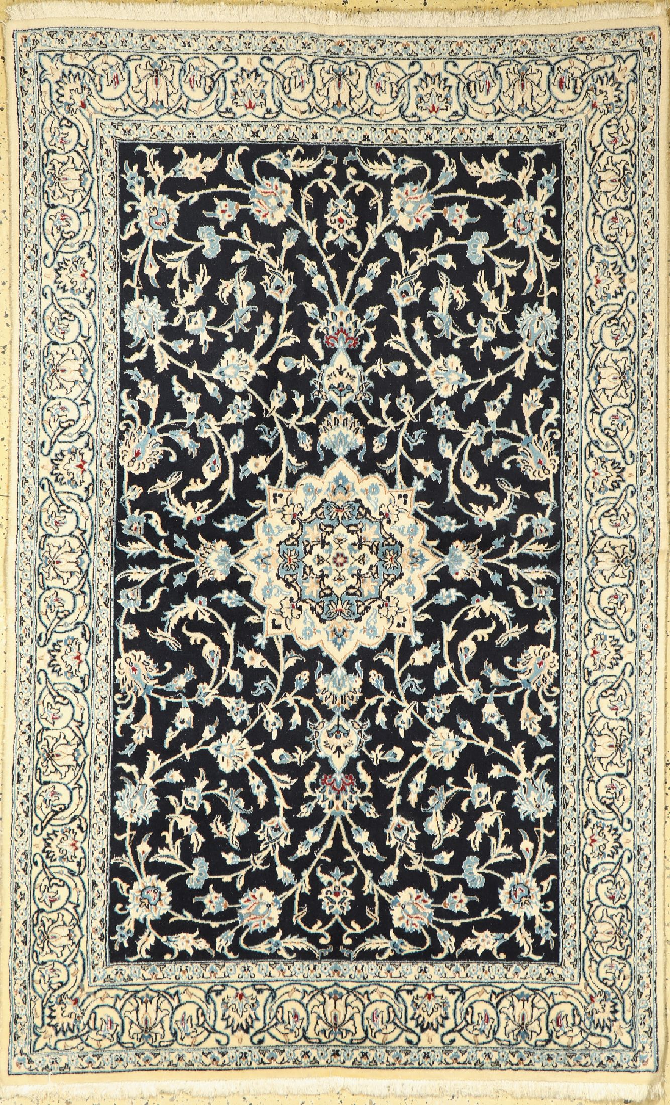 Nain fein(9 La), Persien, ca. 50 Jahre, Korkwolle mit Seide, ca. 203 x 130 cm, gereinigt, EHZ: 1-2