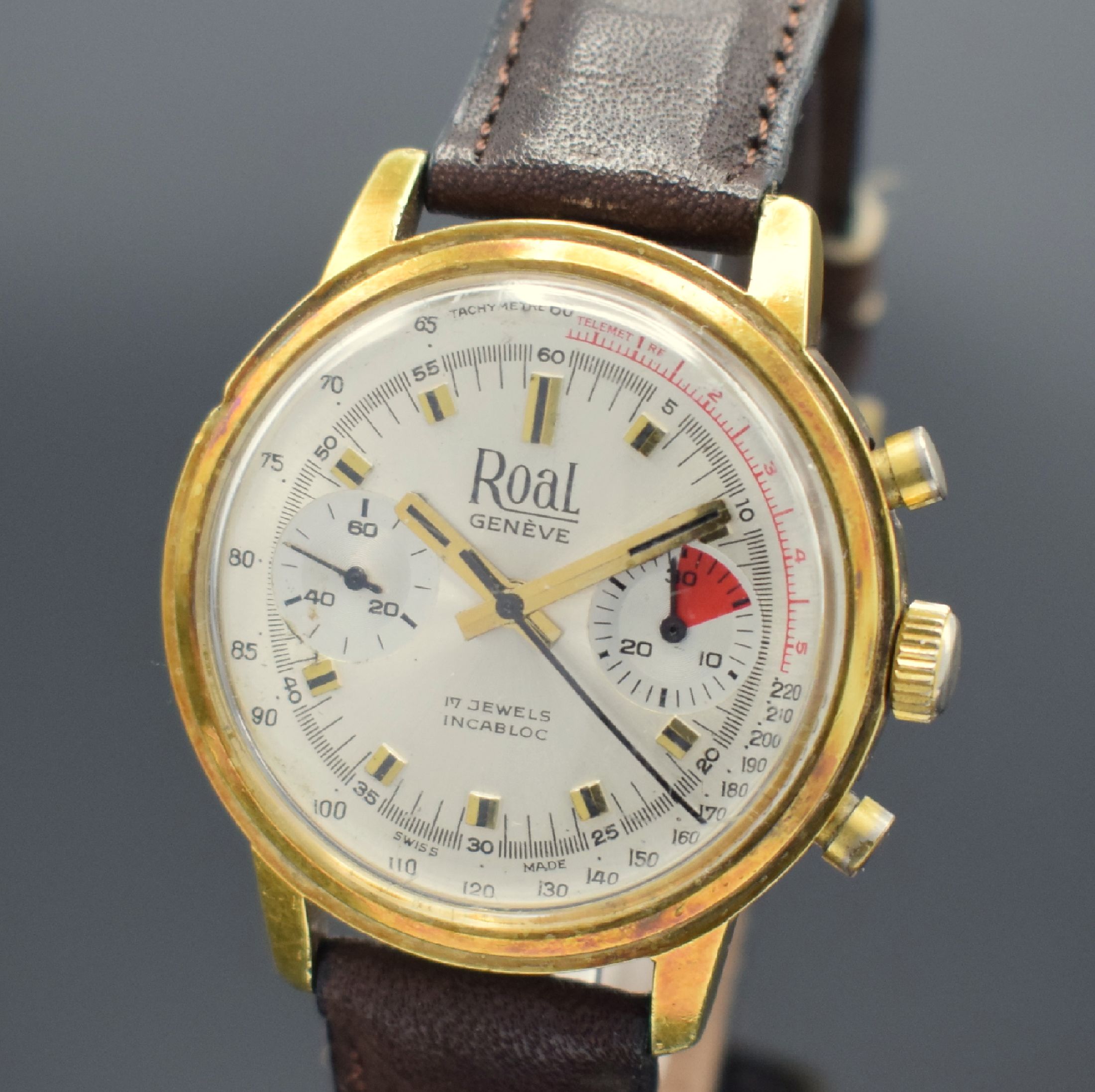 Detail a: ROAL Geneve Herrenchronograph mit Kaliber Valjoux 7733, Schweiz um 1970, Handaufzug, verg. Geh., Stahlboden sign. Ch. Gigandet geschr., silb. ...