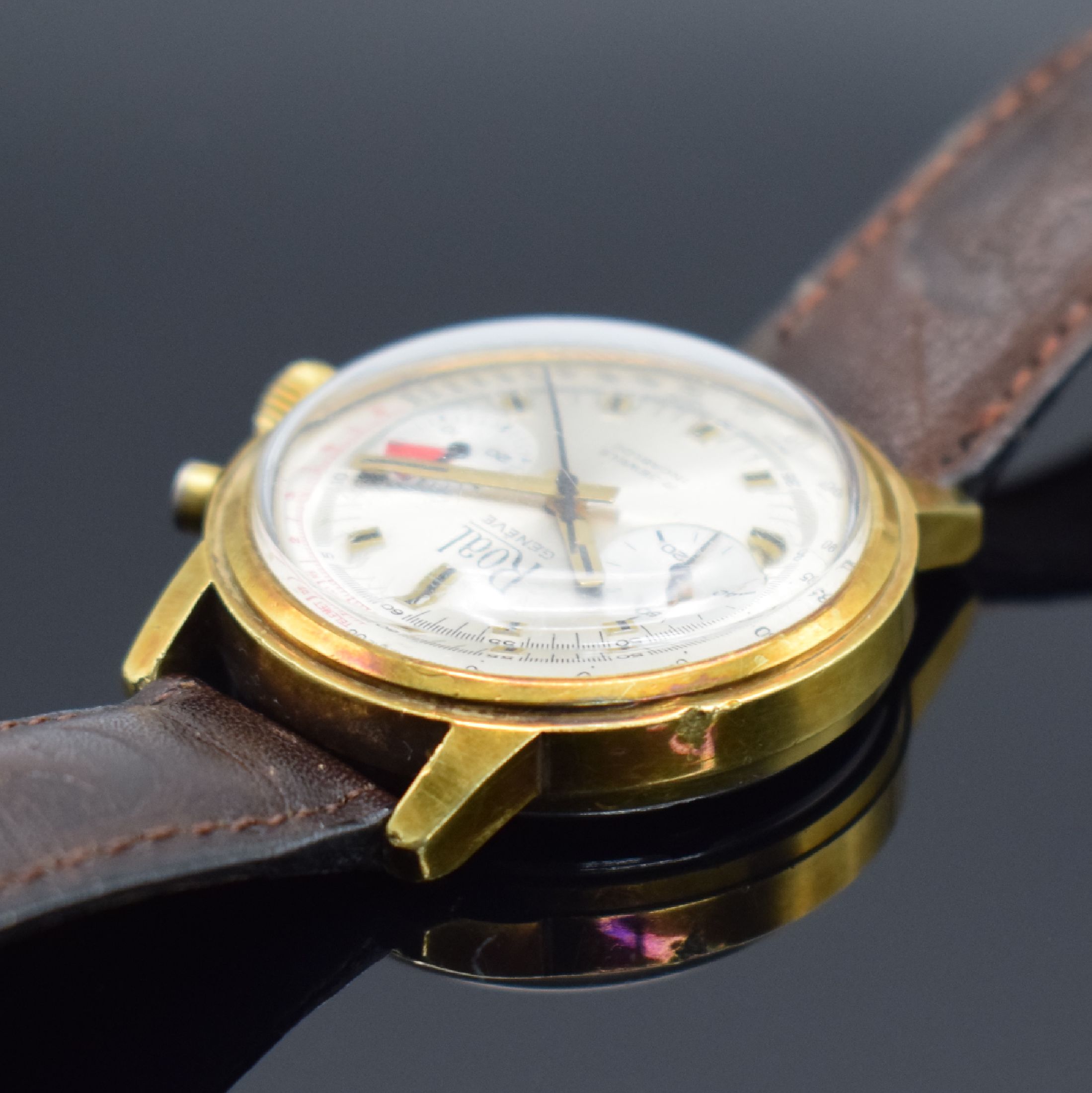 Detail b: ROAL Geneve Herrenchronograph mit Kaliber Valjoux 7733, Schweiz um 1970, Handaufzug, verg. Geh., Stahlboden sign. Ch. Gigandet geschr., silb. ...
